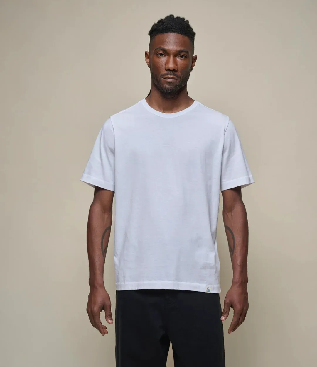 【Merz b. Schwanen】PIMATEE01 Organic Pima Cotton White 匹馬棉輕磅圓領素T白色 sold by Blue Beach Denim product image thumbnail 2