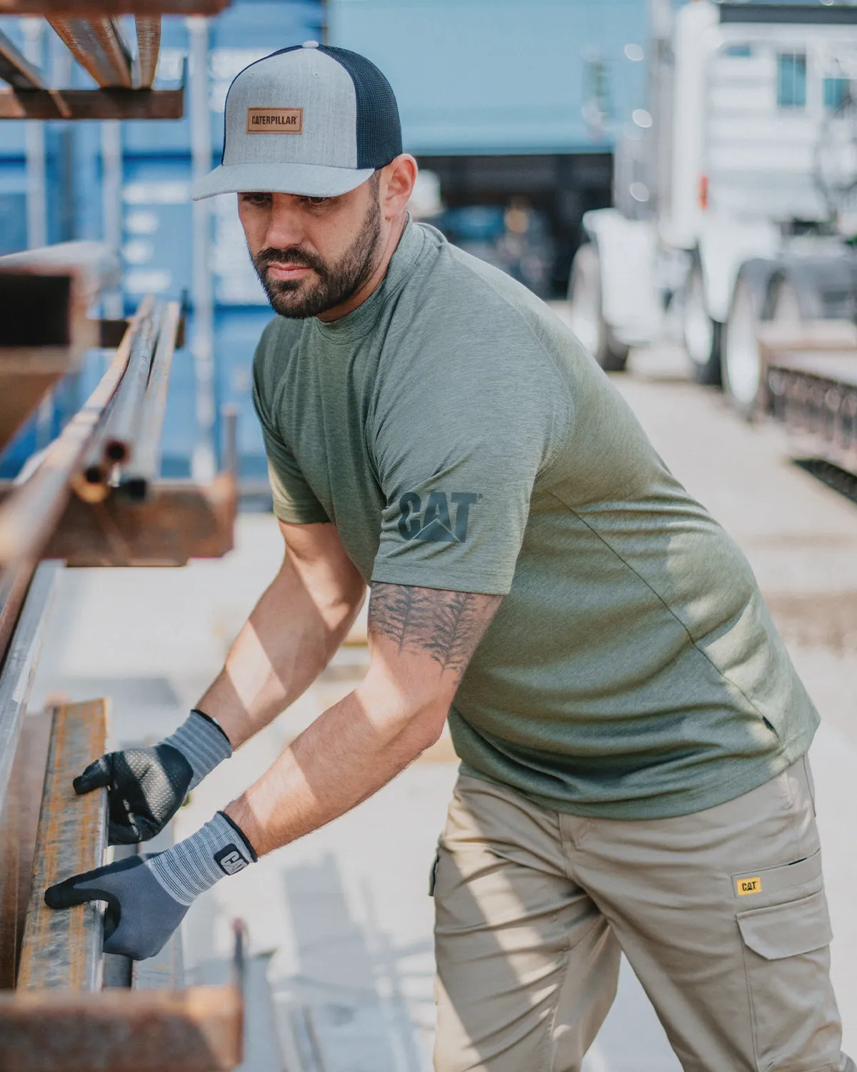 MEN'S LIGHTWEIGHT COOLING T-SHIRT sold by CAT Workwear product image thumbnail 2