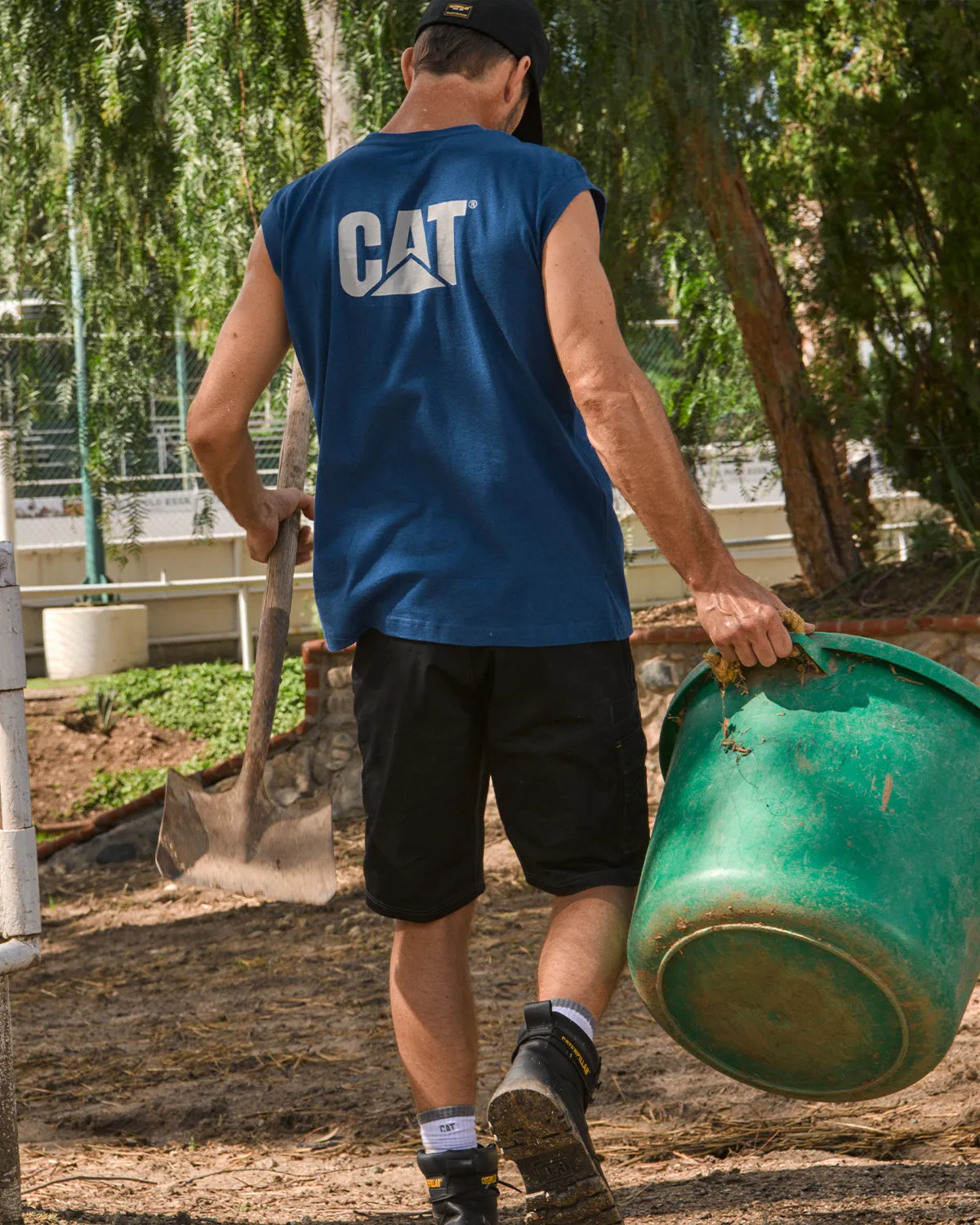 MEN'S TRADEMARK SLEEVELESS POCKET TEE sold by CAT Workwear product image thumbnail 2