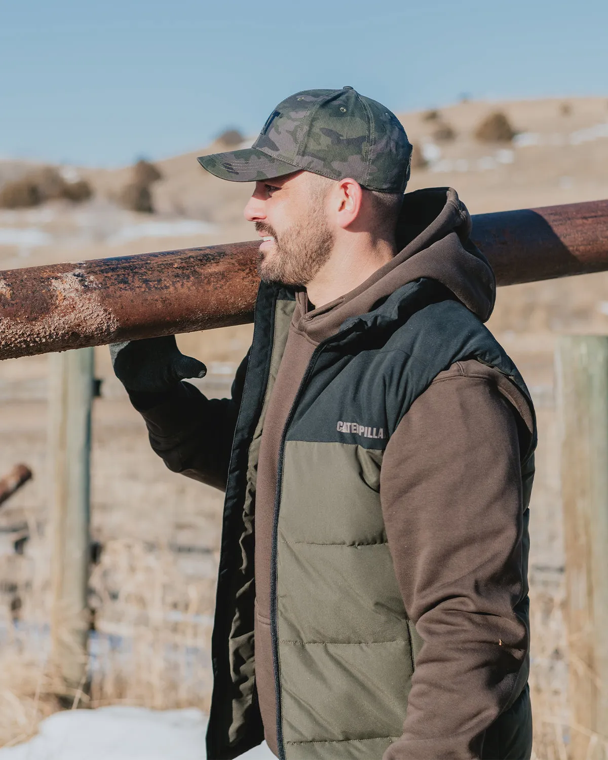 MEN'S ARCTIC ZONE INSULATED VEST sold by CAT Workwear product image thumbnail 2