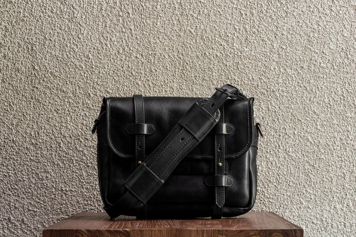 R.F. 13/Black sold by Cravar