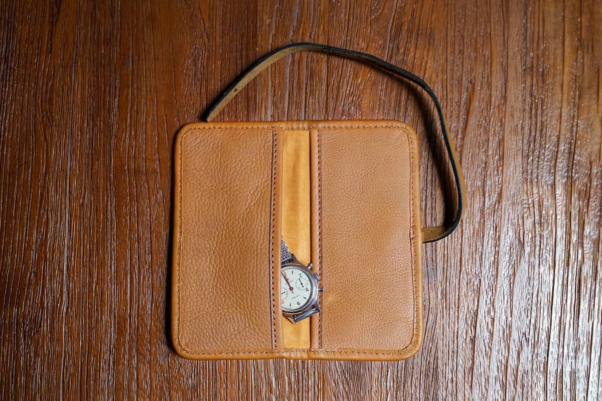 Watch Fold/Sand sold by Cravar