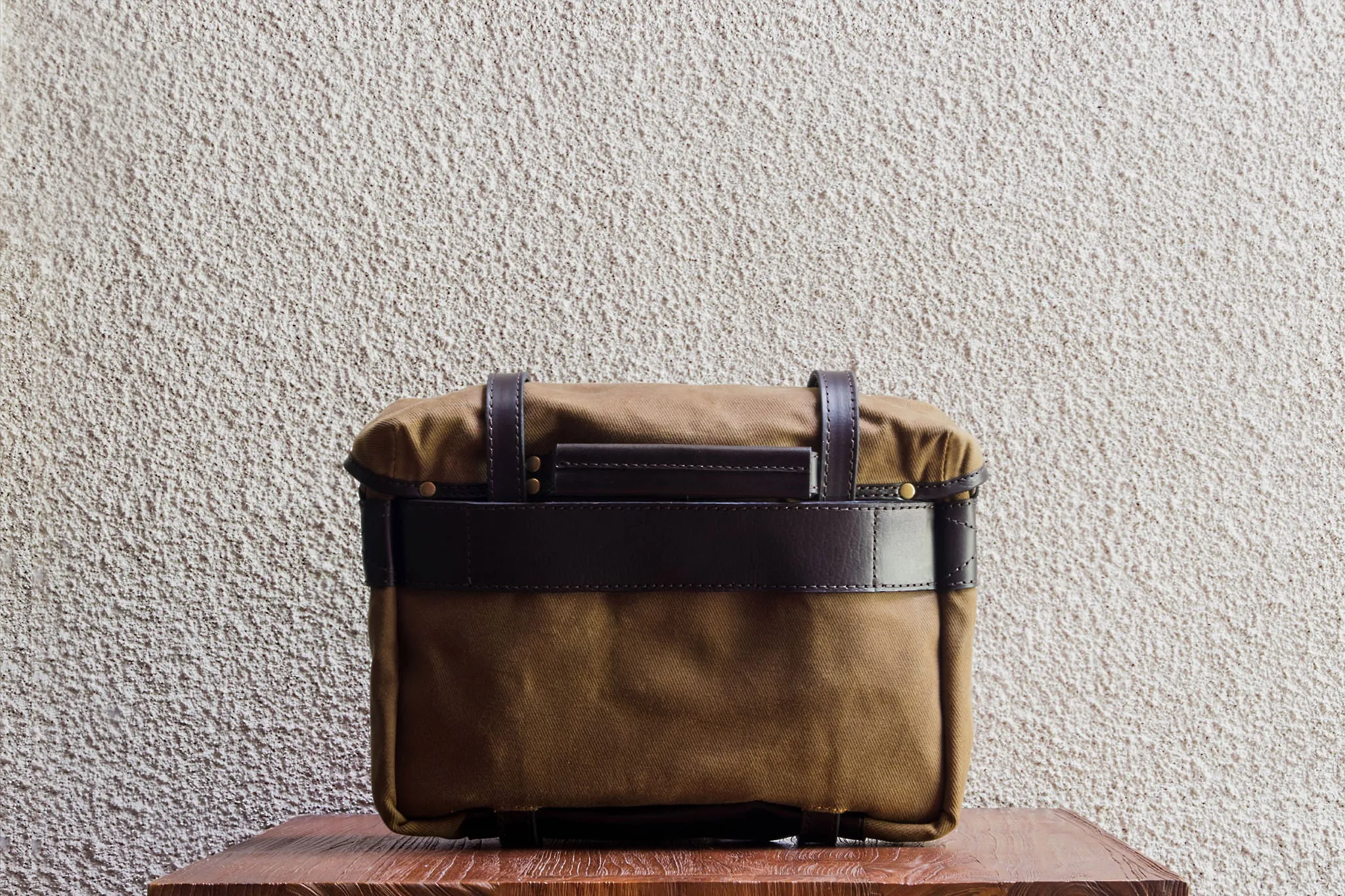 F.C. 11/Mocca - Waxed Twill - 2 Weeks Preorder sold by Cravar product image thumbnail 5