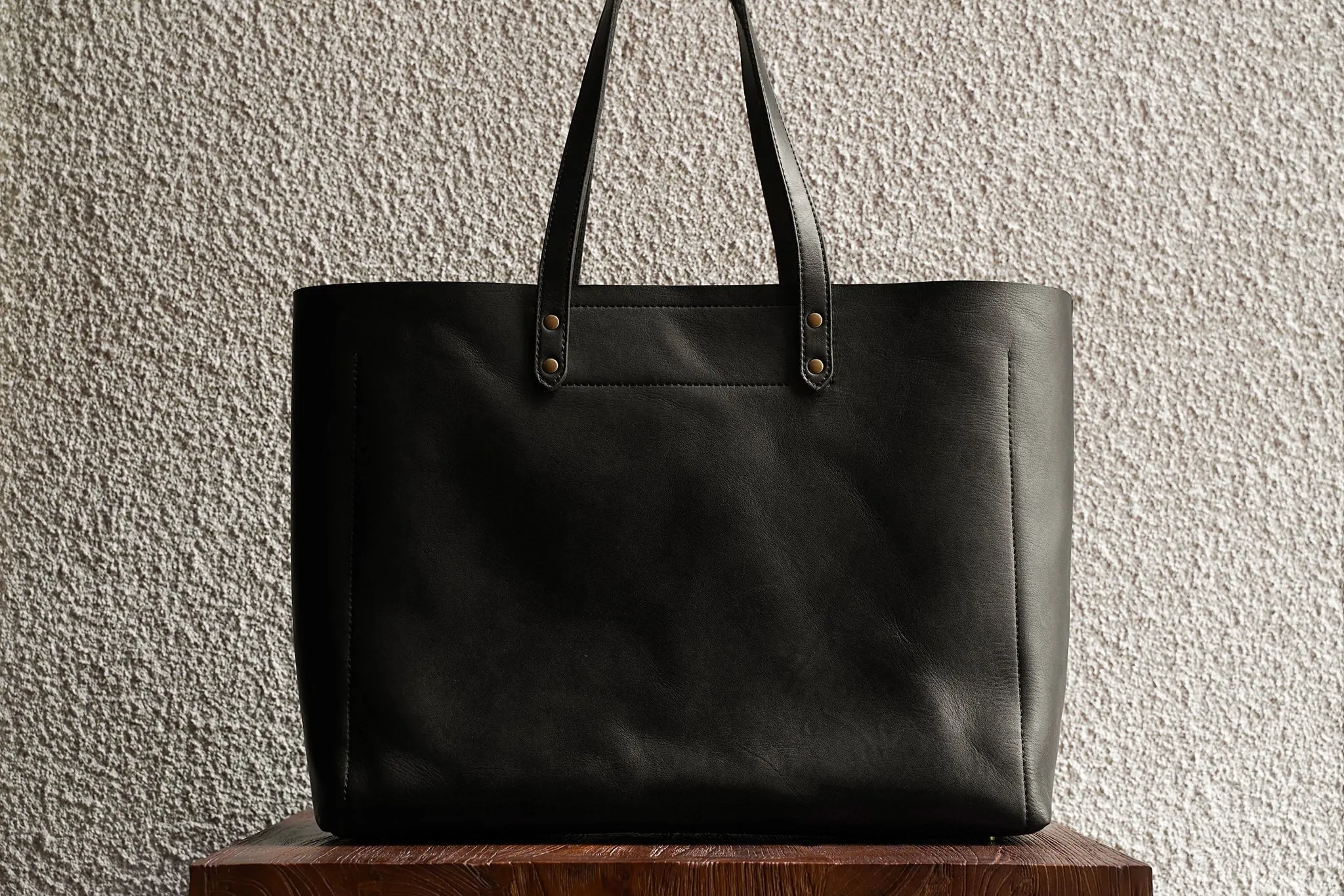 Wide Tote/Black - 3 Weeks Preorder sold by Cravar product image thumbnail 4