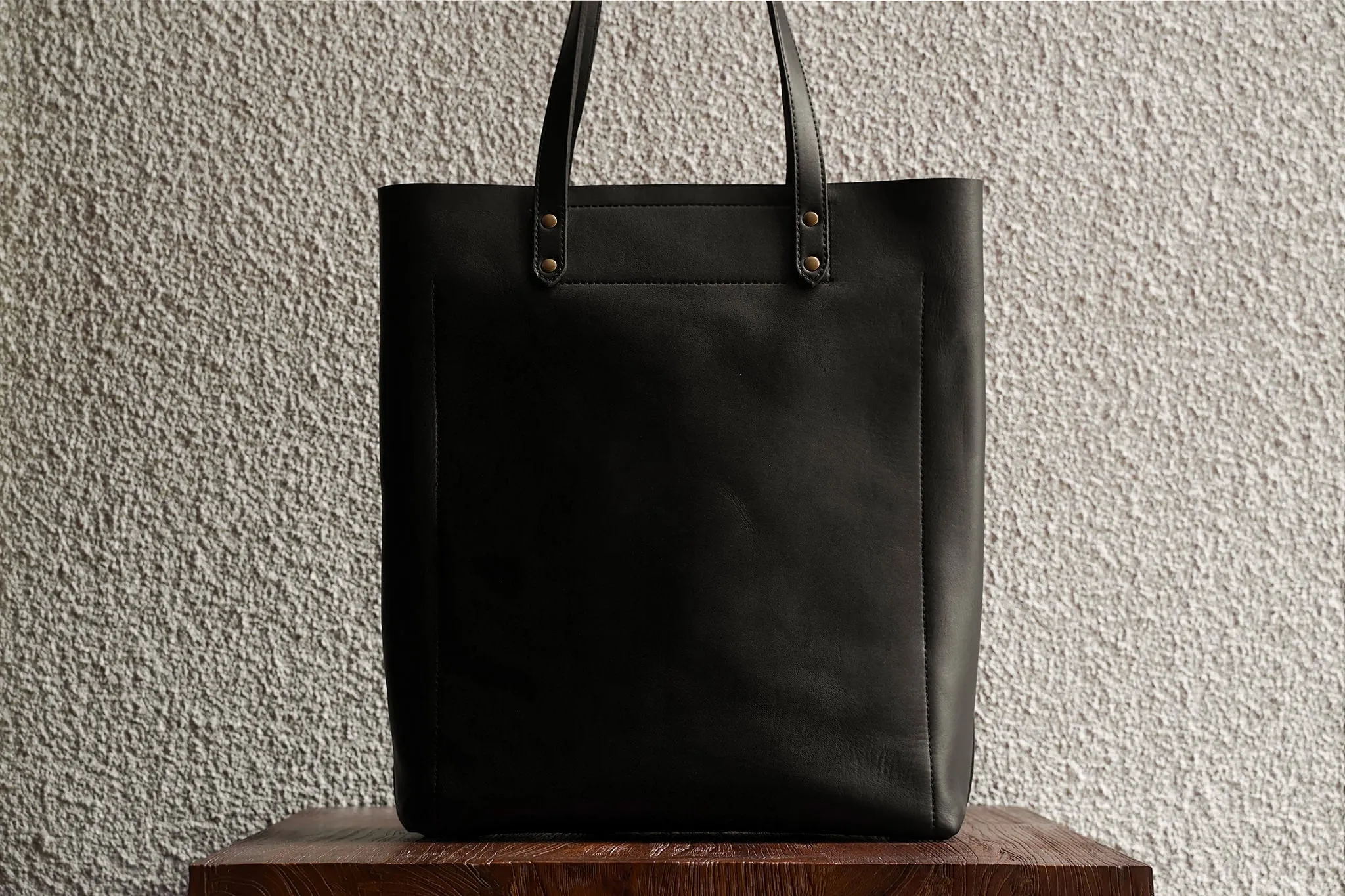 Slim Tote/Black sold by Cravar product image thumbnail 4