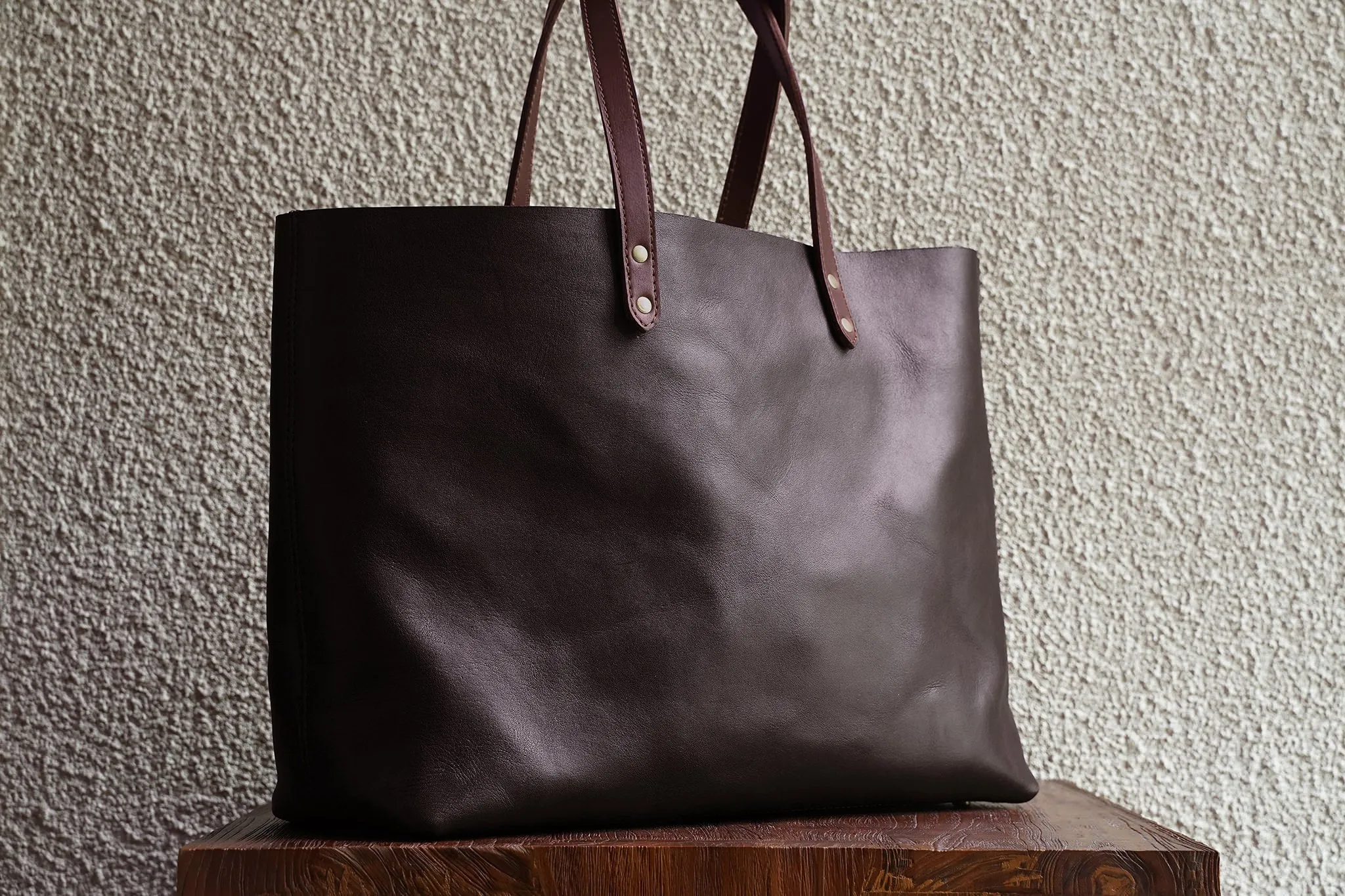 Wide Tote/Espresso - 3 Weeks Preorder sold by Cravar
