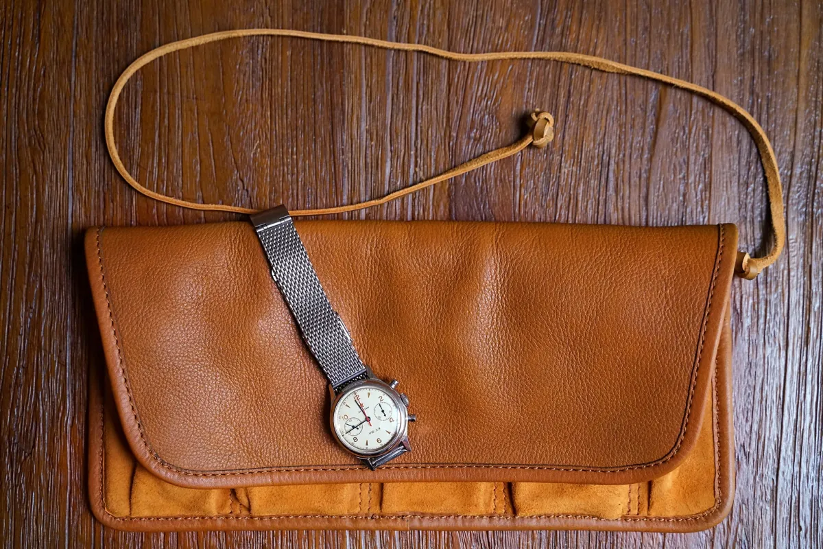 Watch Roll/Sand sold by Cravar