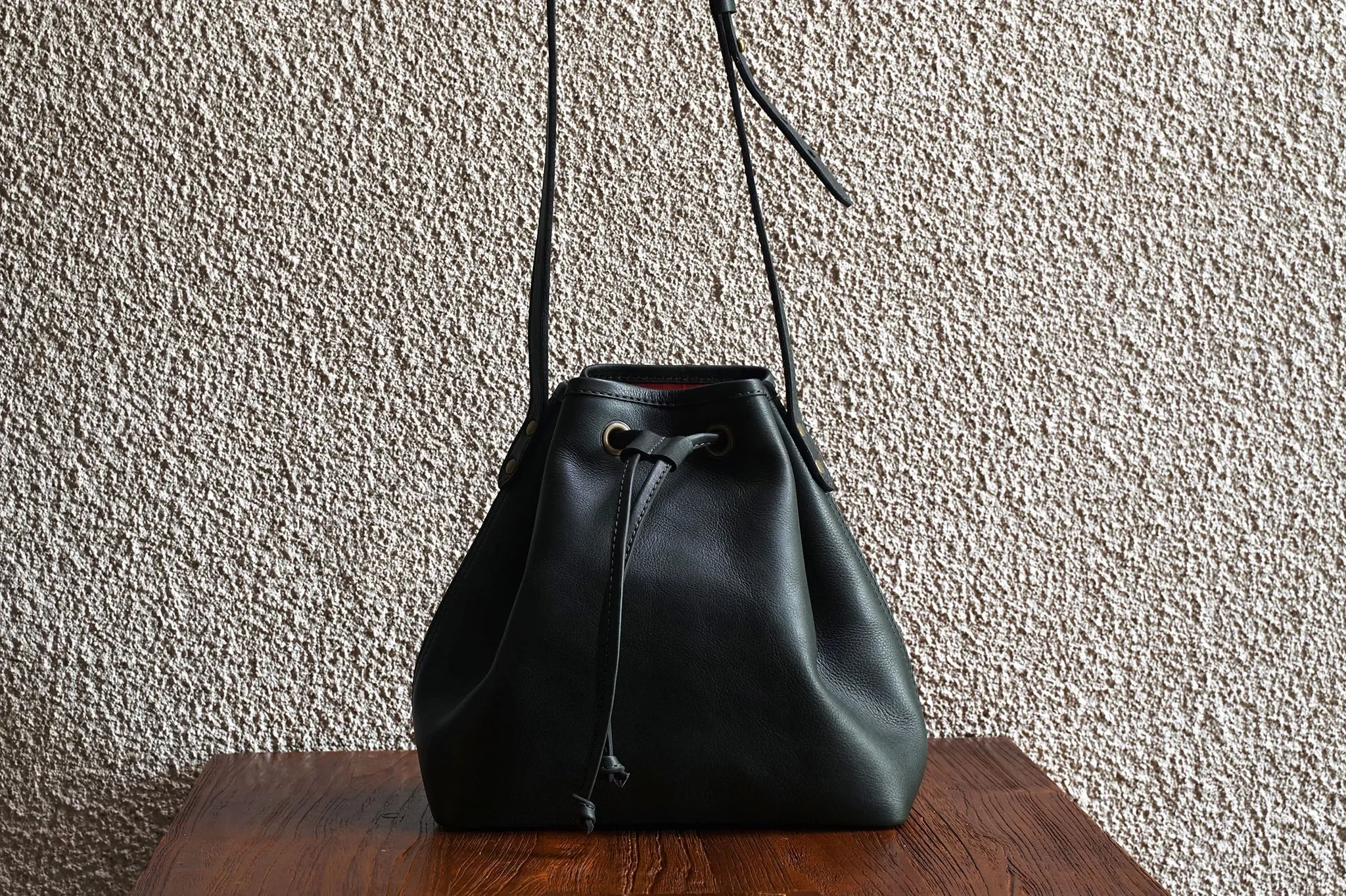 Bucket Bag/Racing Green sold by Cravar
