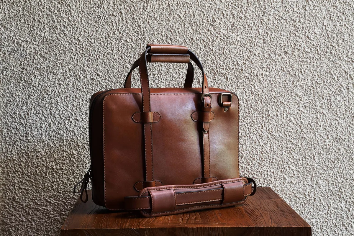 C.O. 13/Vintage Brown sold by Cravar