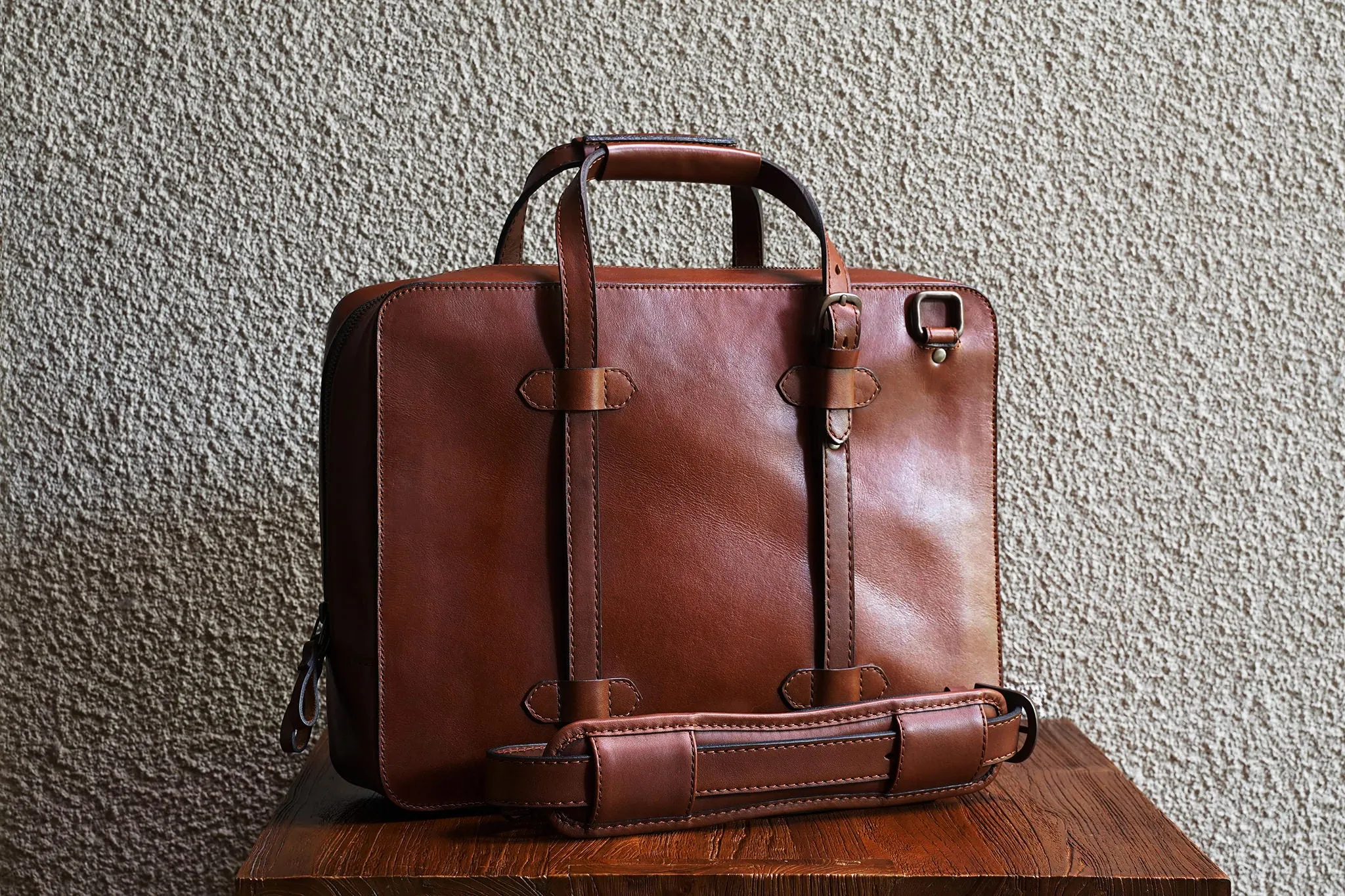 C.O. 15/Vintage Brown - 2 Weeks Preorder sold by Cravar product image thumbnail 2