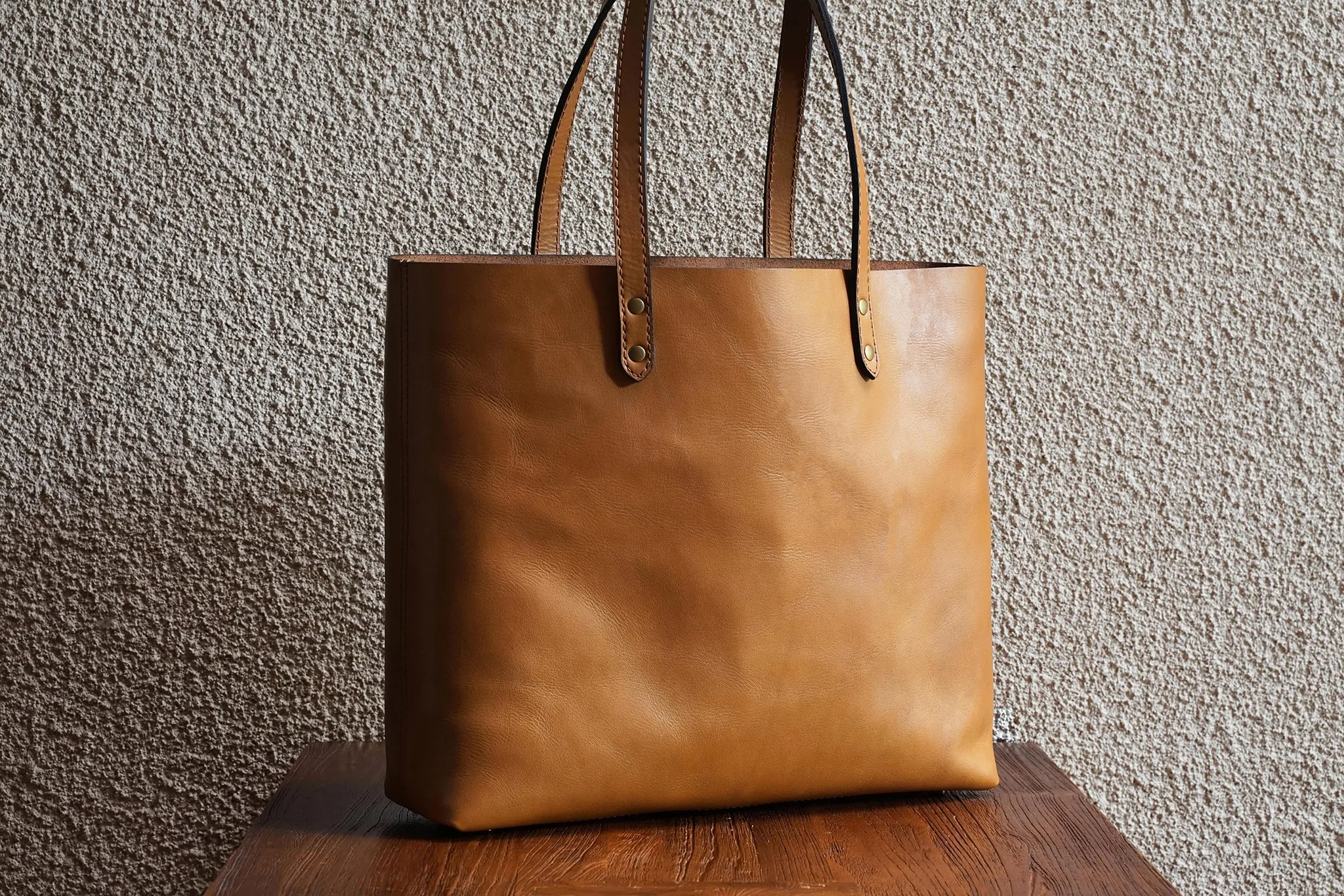 Medium Tote/Sand sold by Cravar