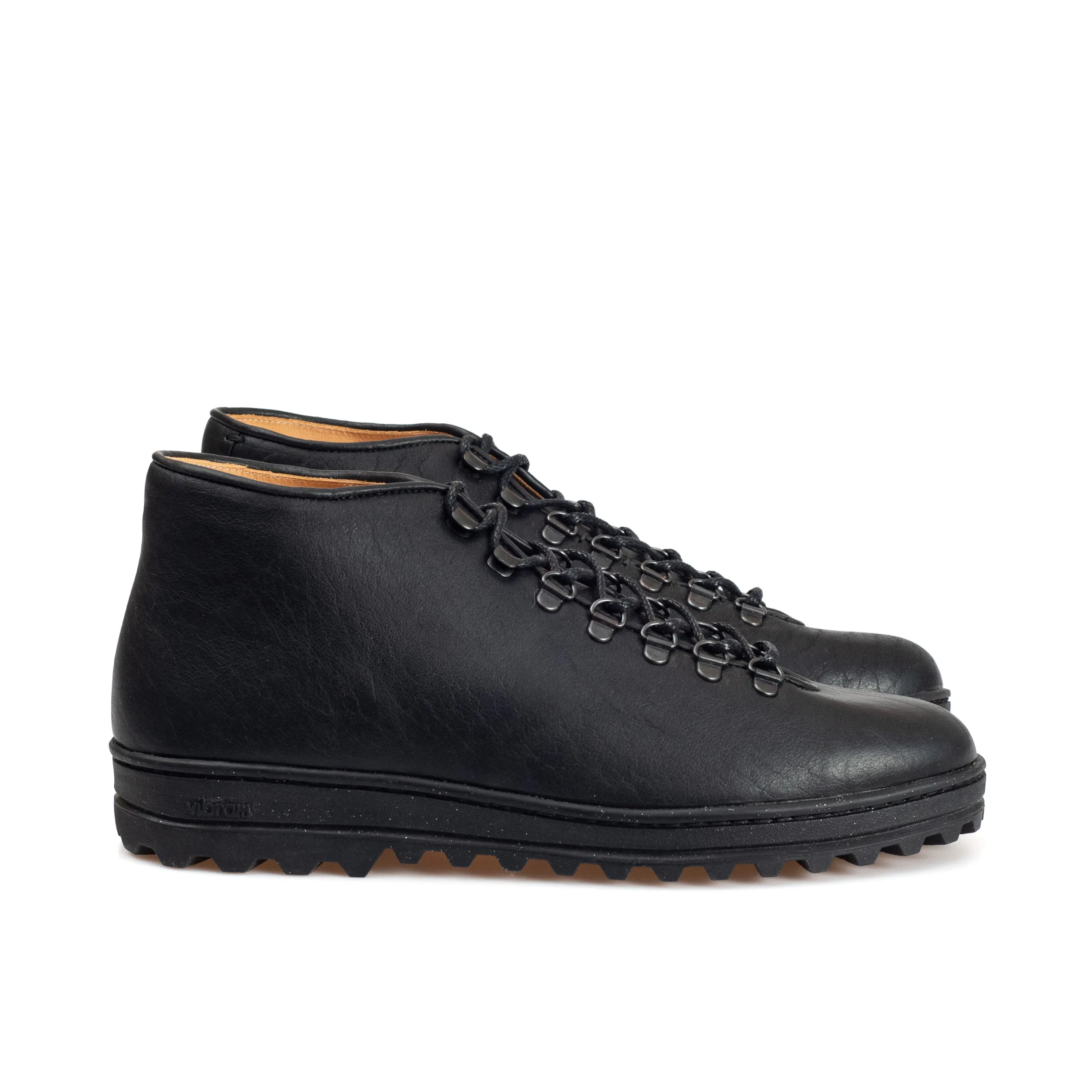 Everdon 'Rambler' Wholecut Mid - Black Horween Buffalo sold by Crown Northampton