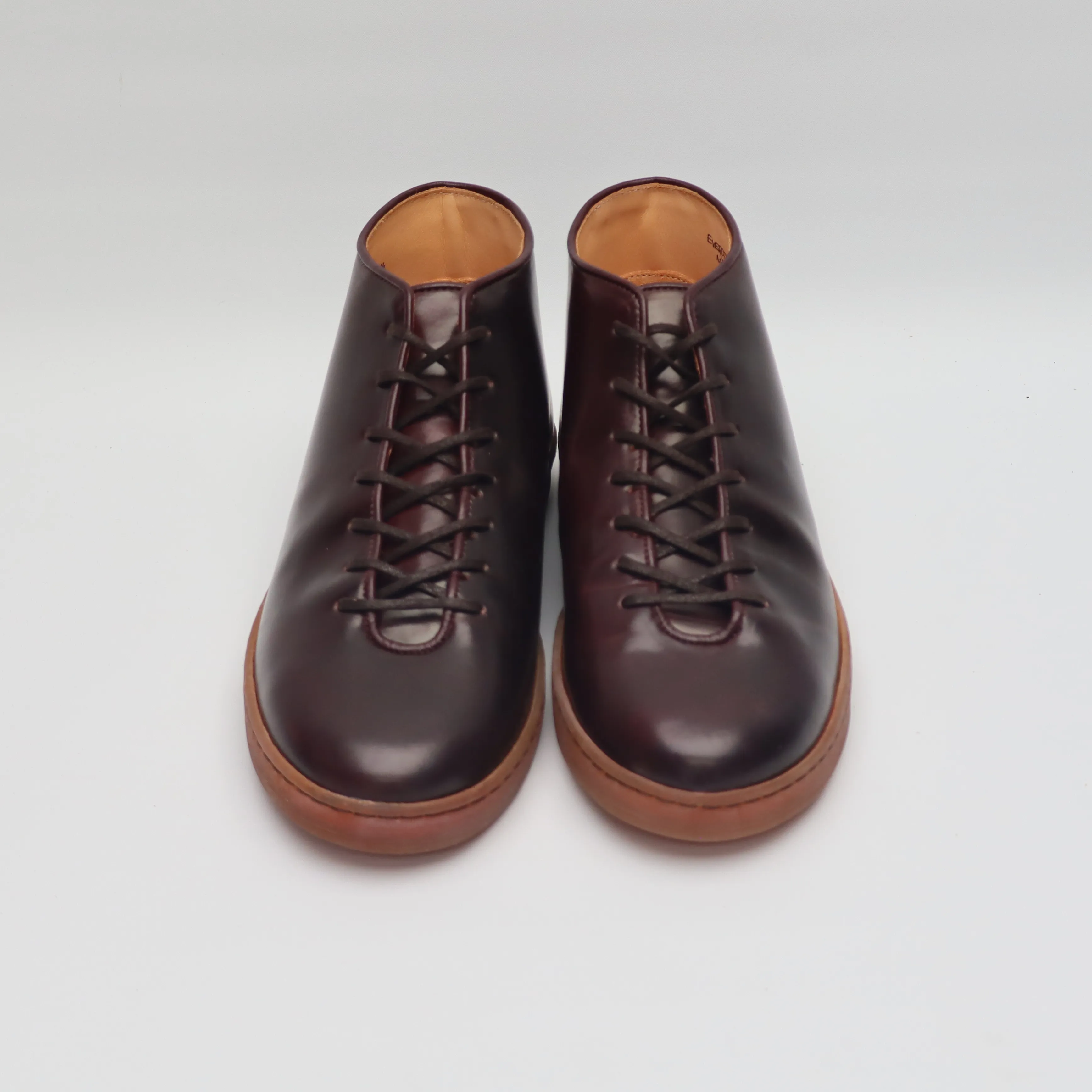 Everdon Wholecut Mid - Horween No 8 Shell Cordovan - SRE 16 sold by Crown Northampton