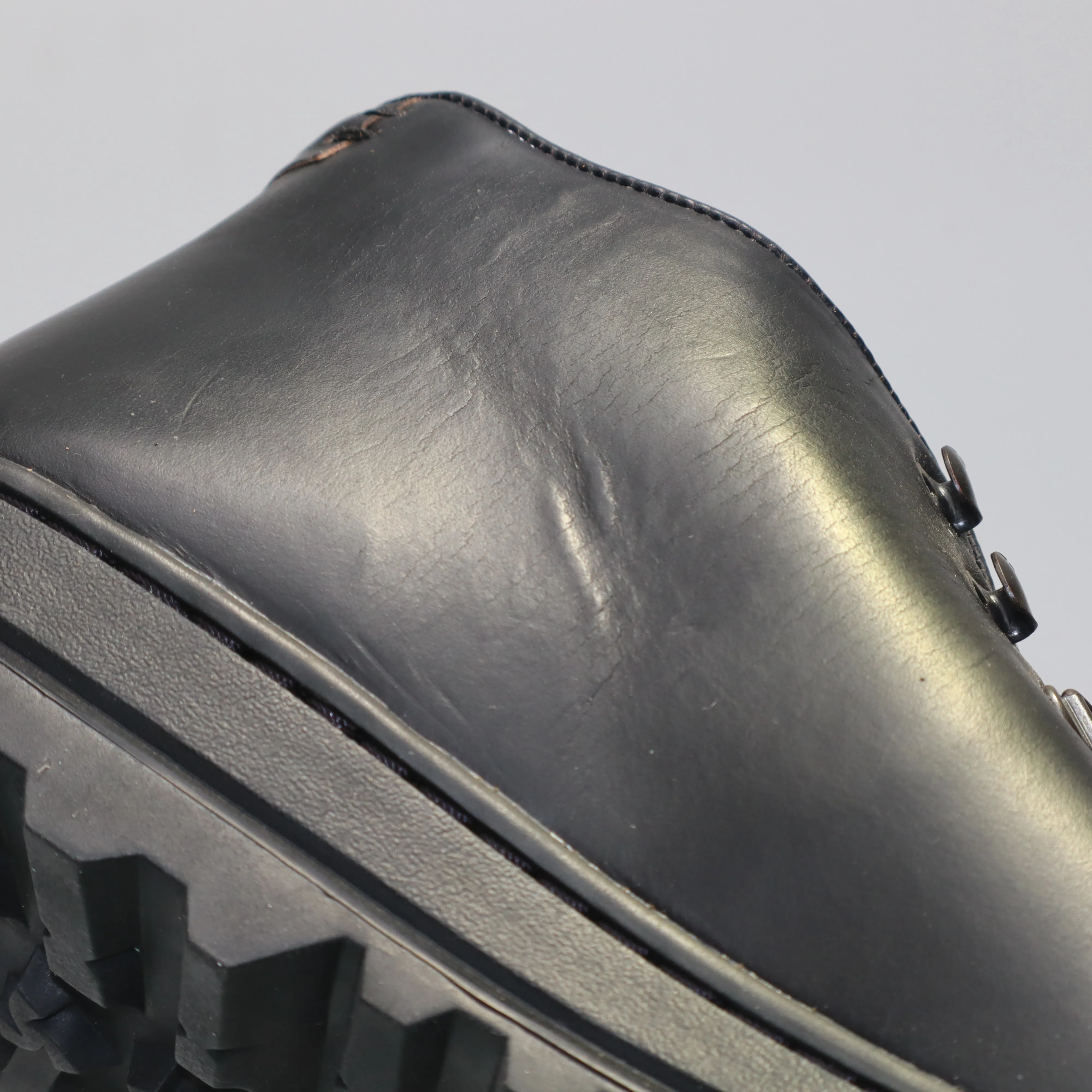 Everdon 'Rambler' Wholecut Mid - Horween Black Chromexcel - SRE3 3 sold by Crown Northampton product image thumbnail 5