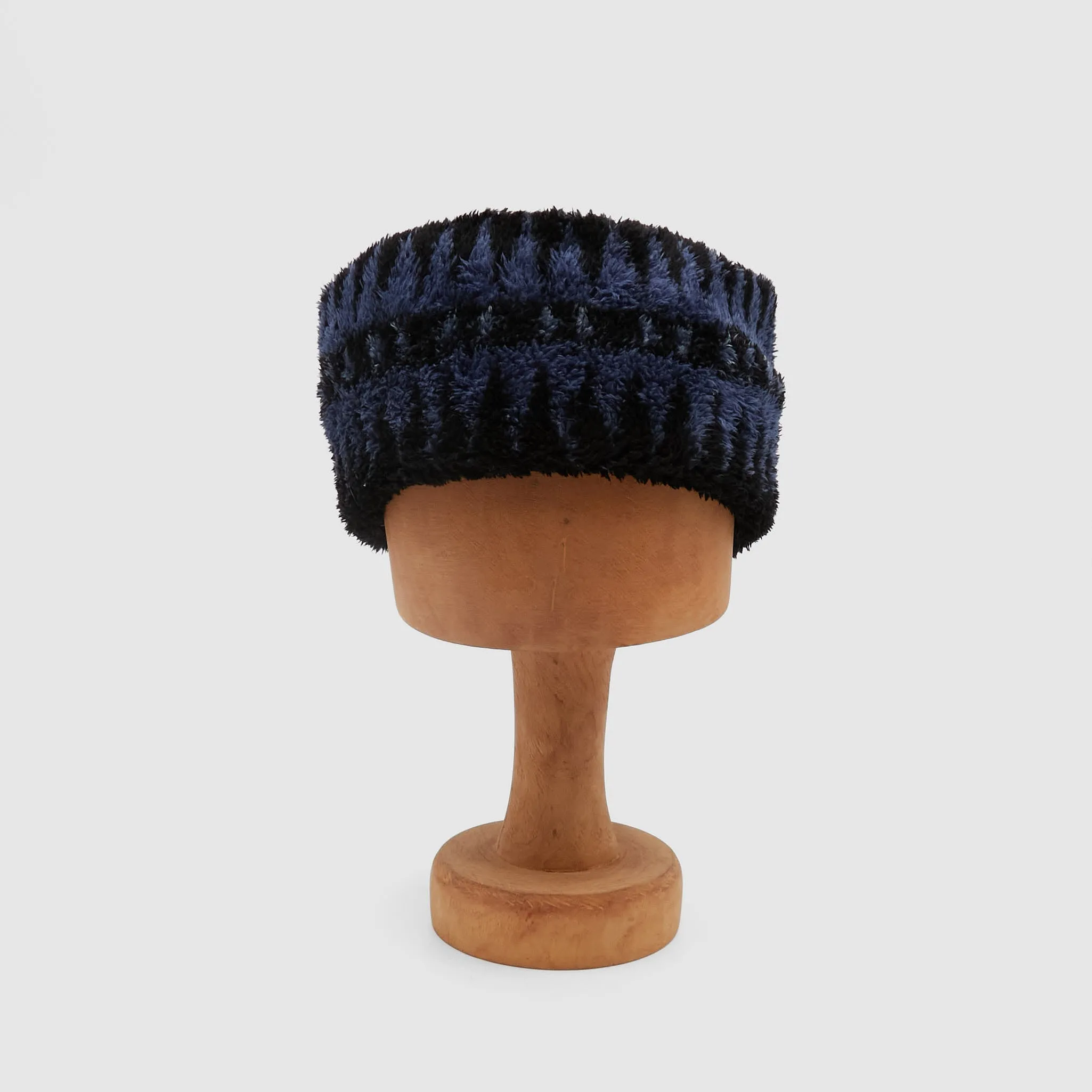 câbleami Jaquard Fleece Headband sold by DeeCee style product image thumbnail 3