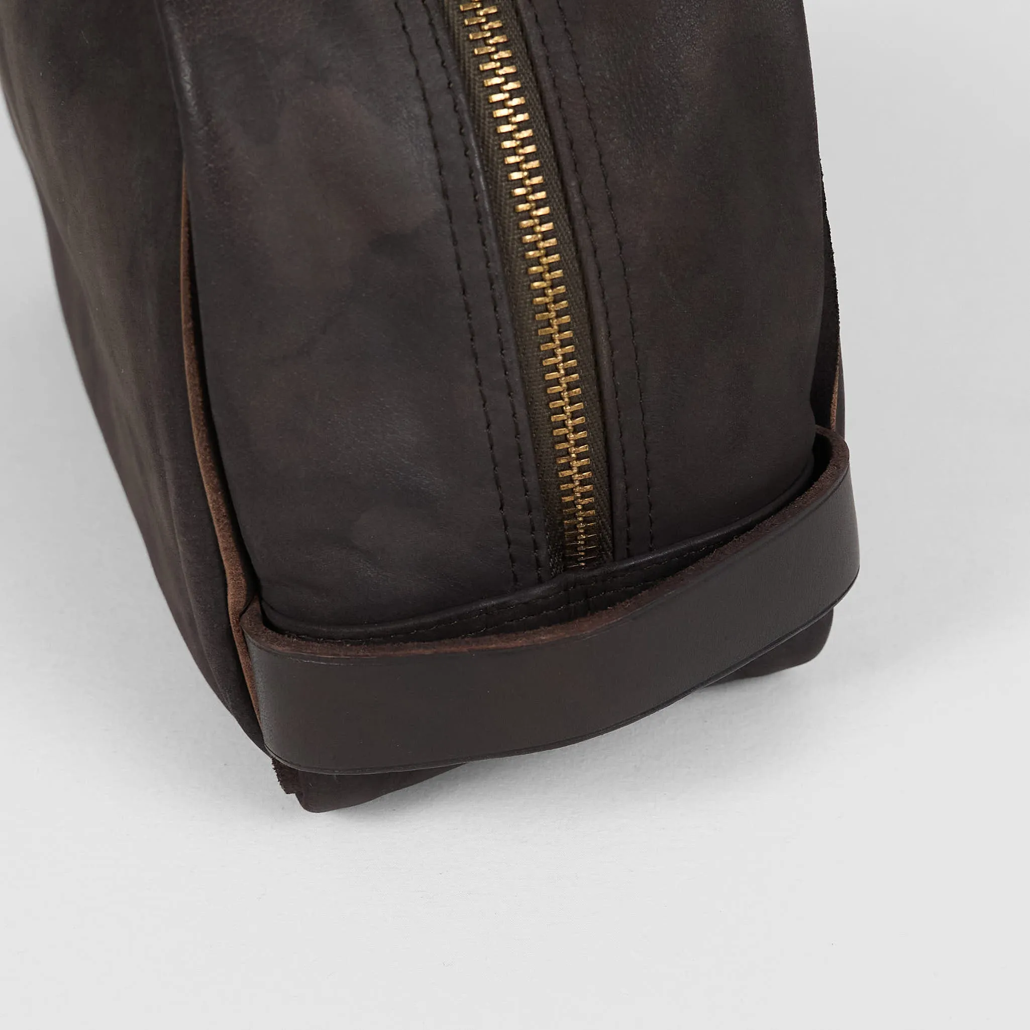 Double RL Leather Travel Case sold by DeeCee style product image thumbnail 4