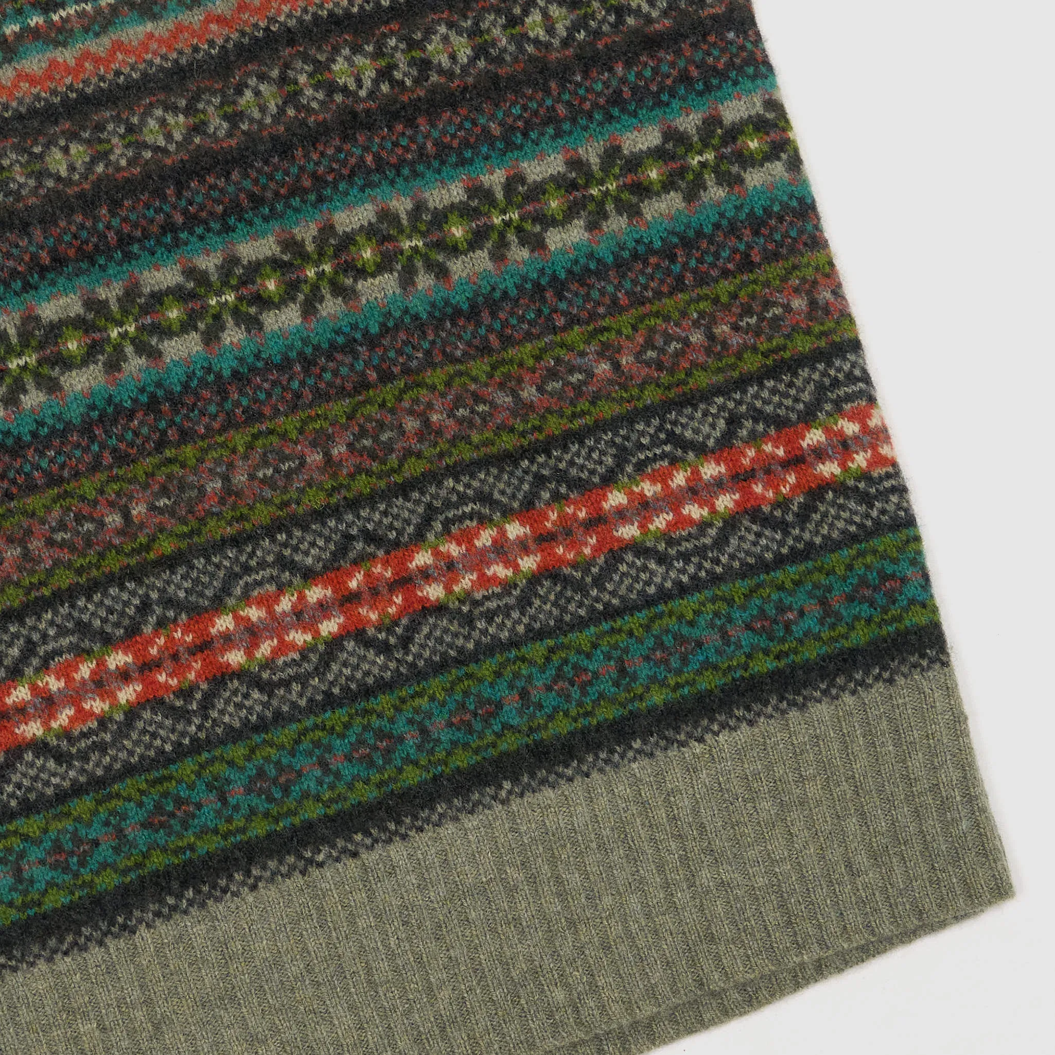 Eribé Knitwear Wool Fair-Isle Vest Sleeveless Pullover sold by DeeCee style product image thumbnail 4