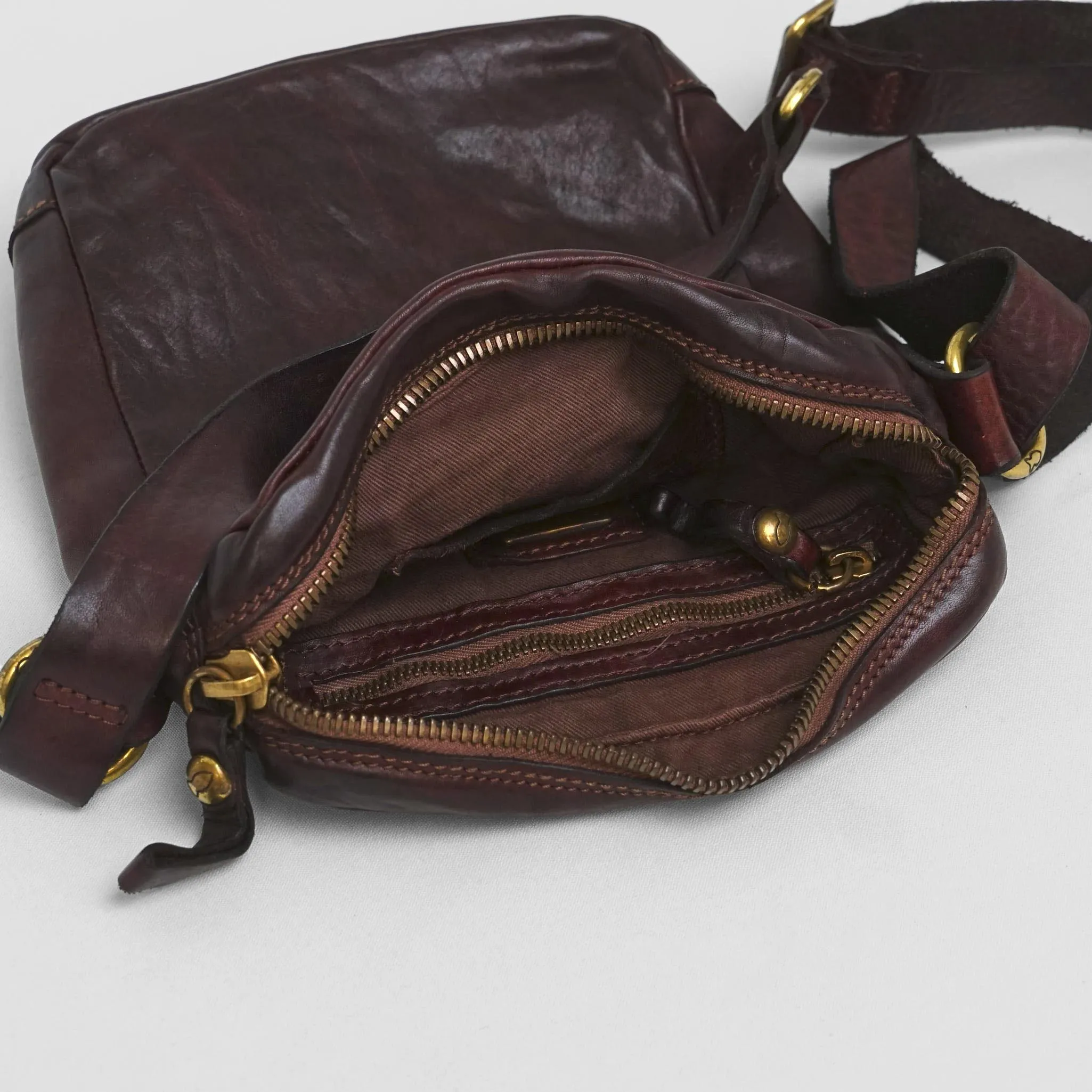 Campomaggi Cross Body Bag sold by DeeCee style product image thumbnail 3