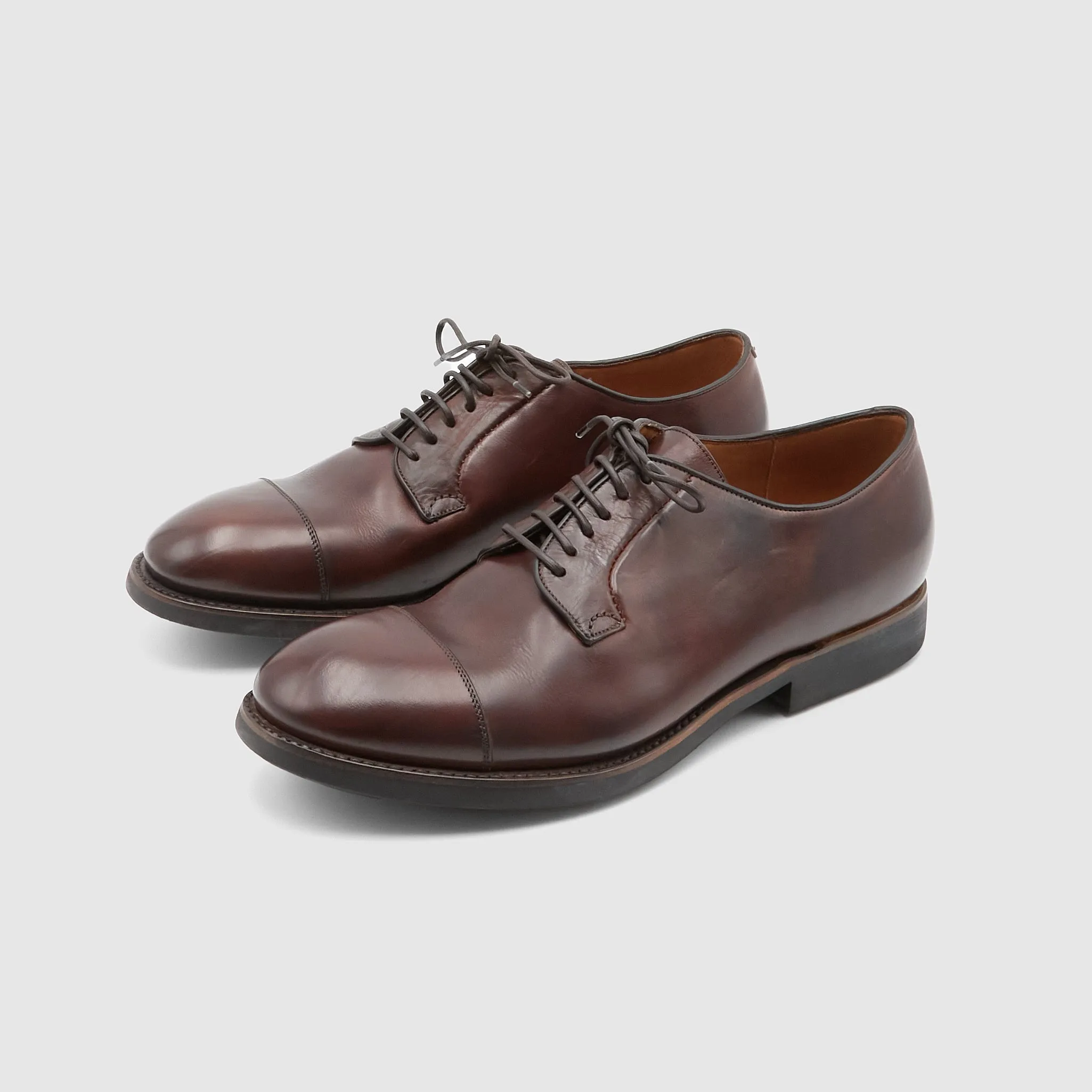 Silvano Sassetti Classic Oxford Shoe with Commando Sole sold by DeeCee style