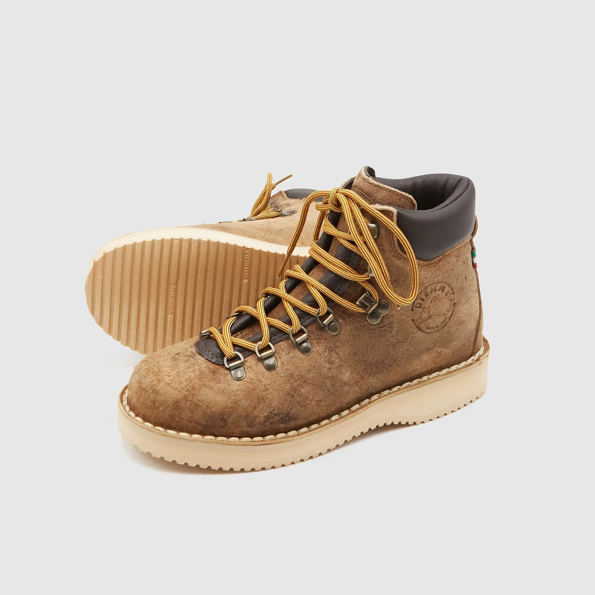 Diemme Ladies Roccia Vet Waxed Distressed Leather Hiking Boots sold by DeeCee style product image thumbnail 2