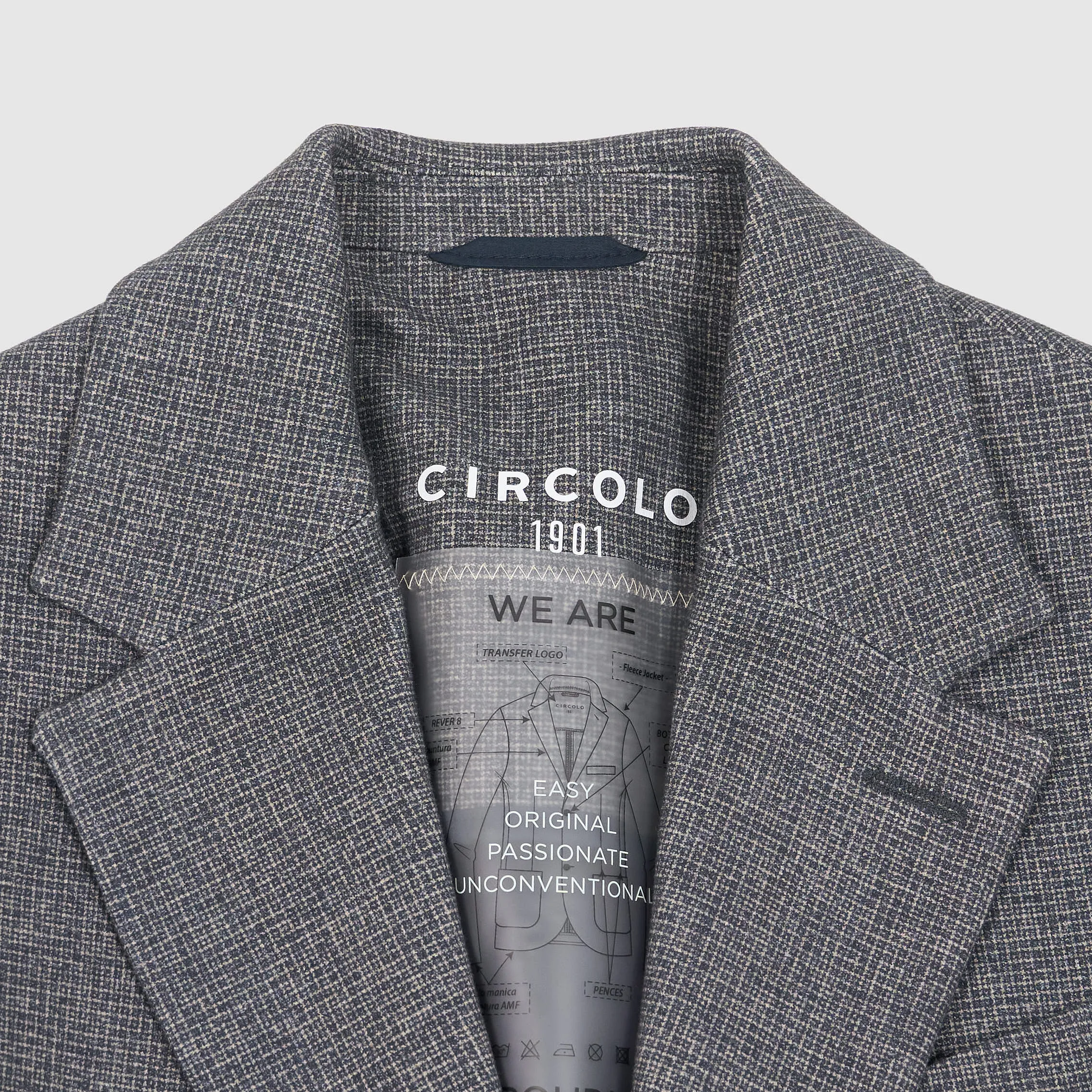 Circolo 1901 Man Navyblue/ Lightgrey Printed Blazer sold by DeeCee style product image thumbnail 3