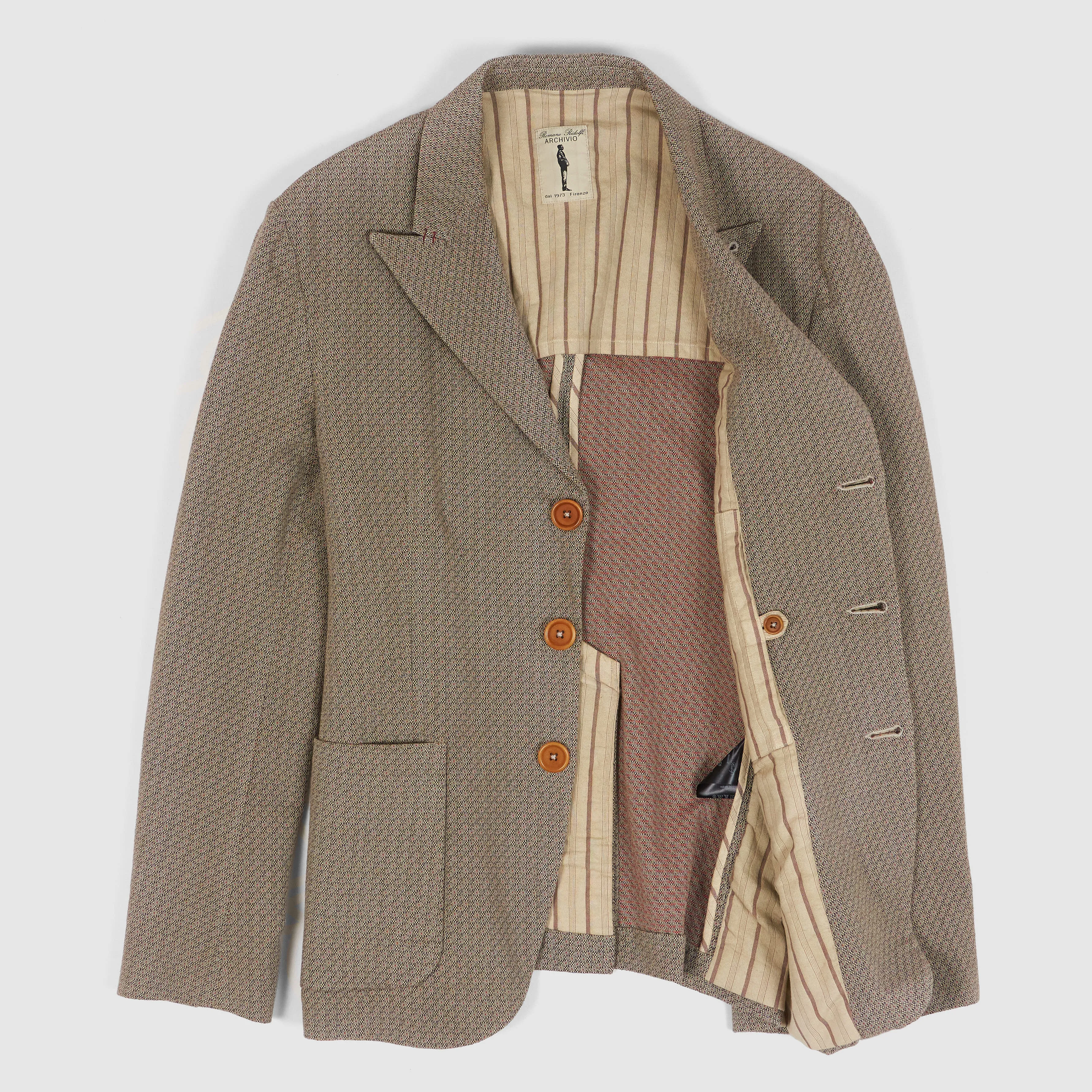 Archivio Cotton Lightweight Three Button Peak Lapel Blazer sold by DeeCee style