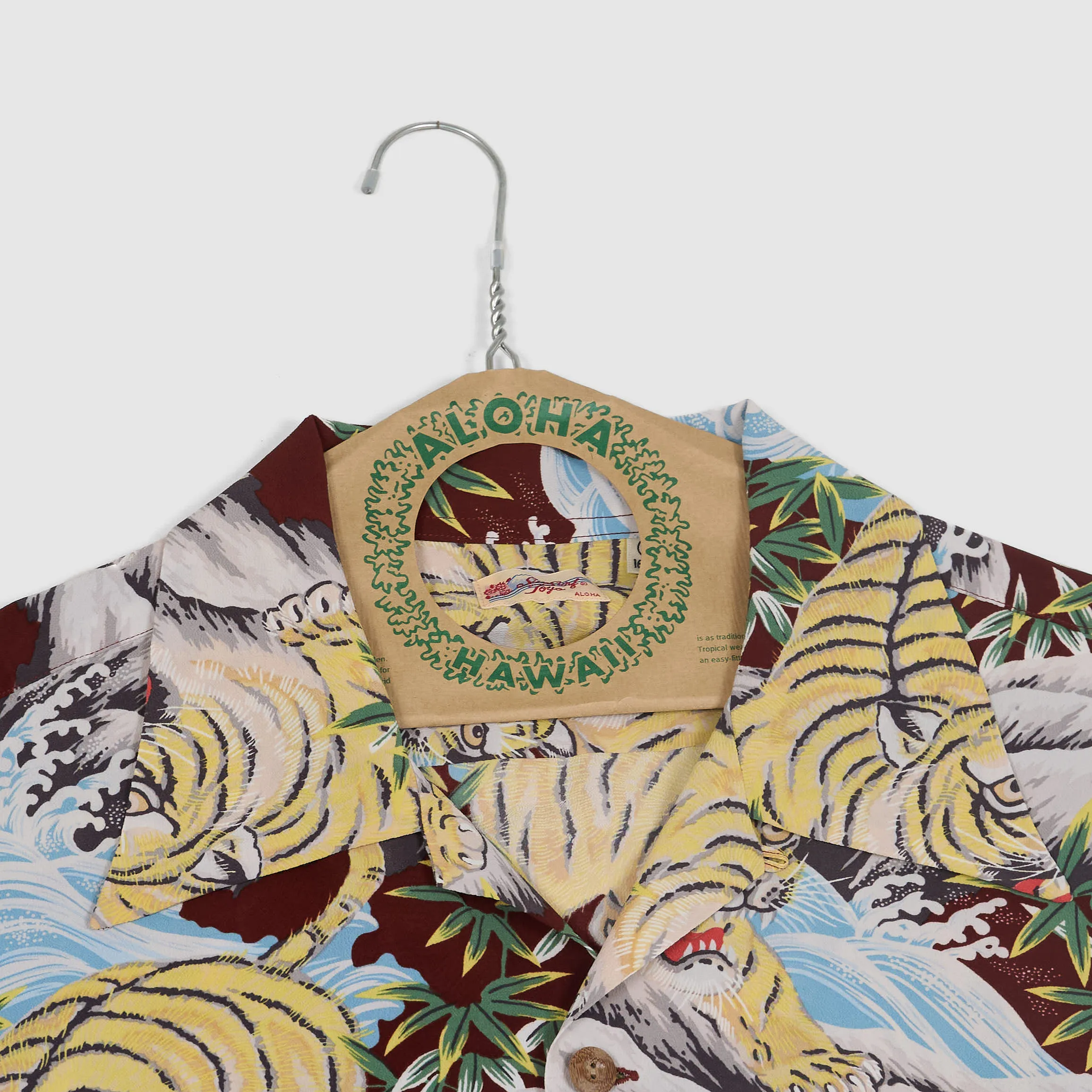 Sun Surf Short Sleeve Hawaiian Fighting Tiger Shirt sold by DeeCee style product image thumbnail 4