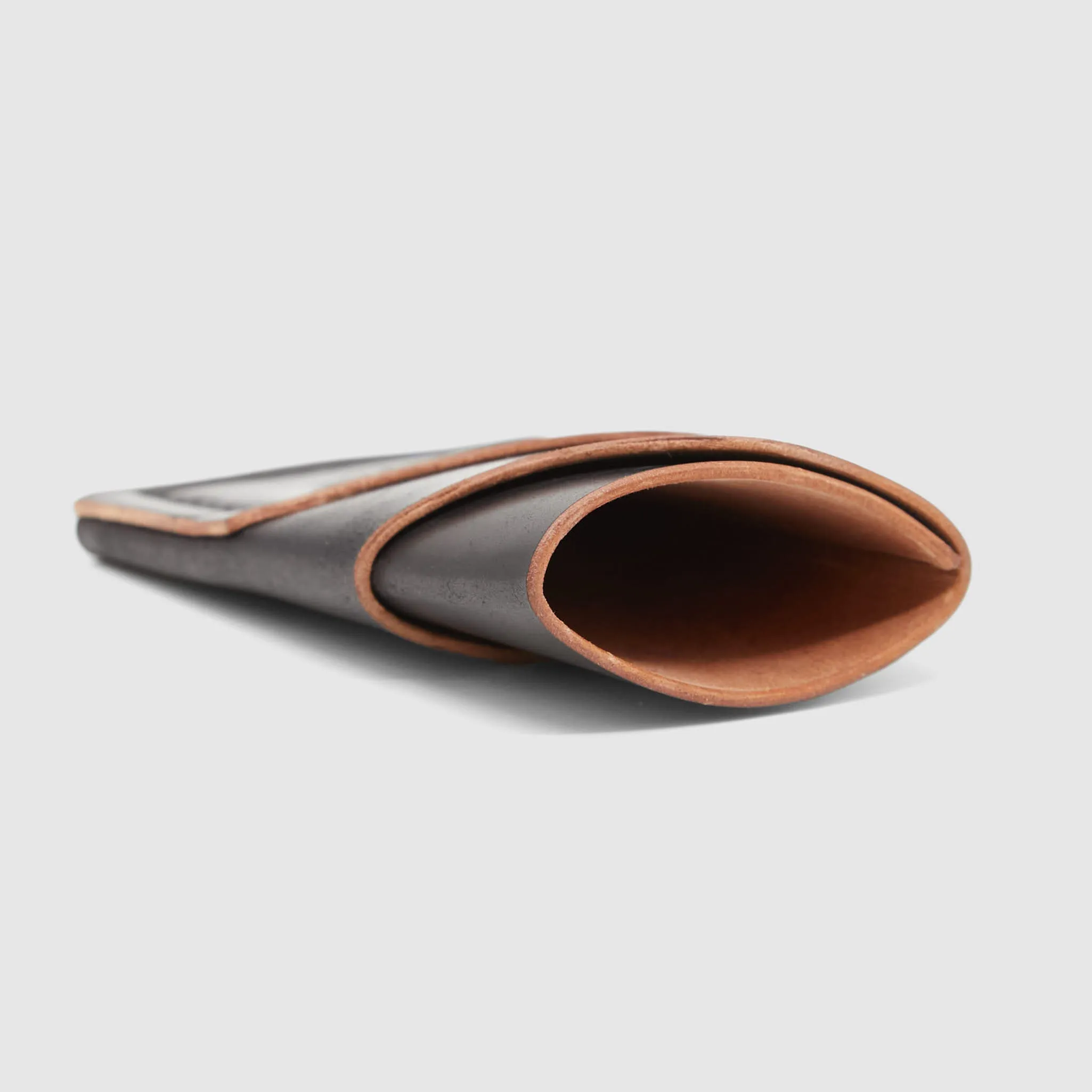 Oldpassion Shell Cordovan Leather Crad Holder sold by DeeCee style product image thumbnail 2