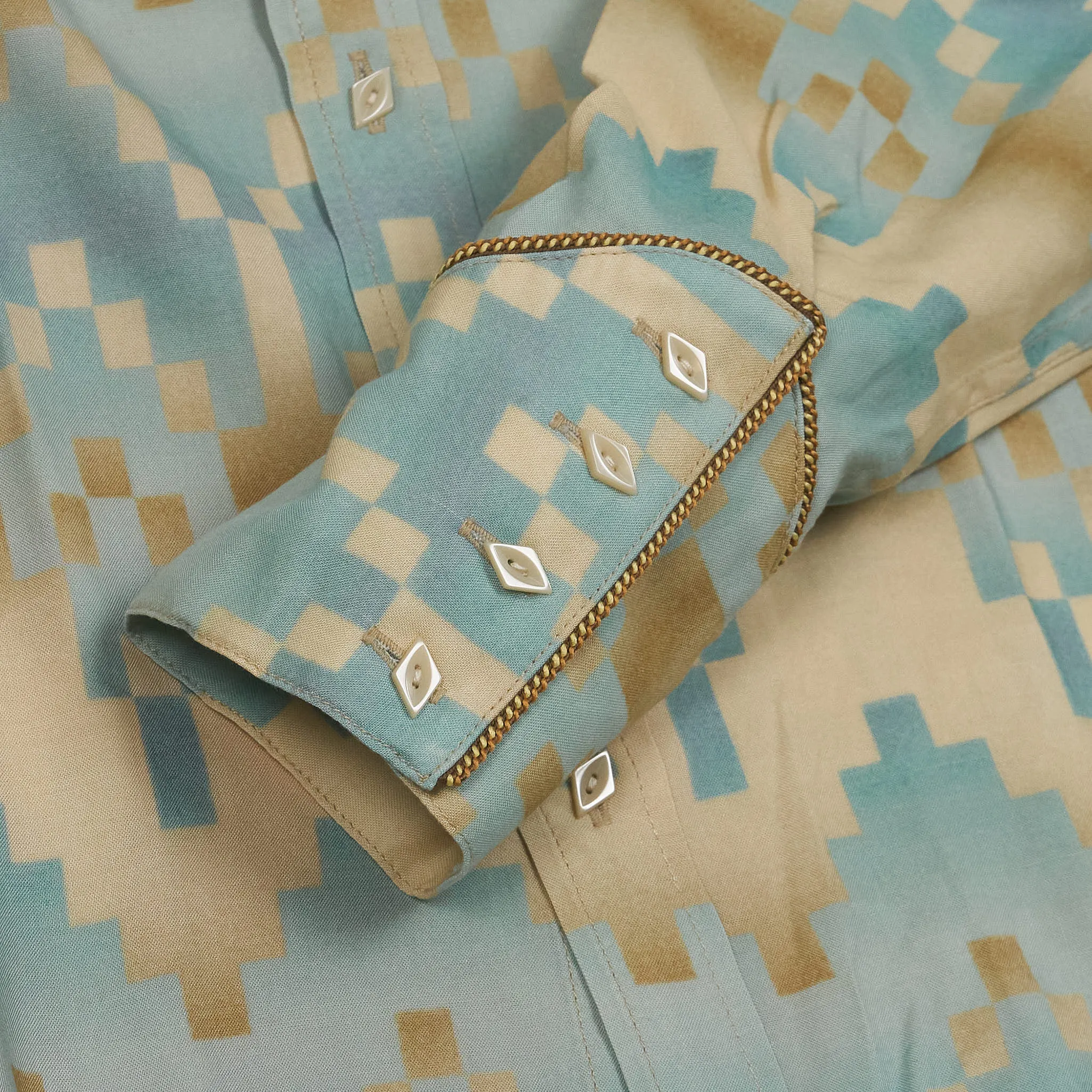 Double RL Ladies Long Sleeve Printed Western Shirt sold by DeeCee style product image thumbnail 4