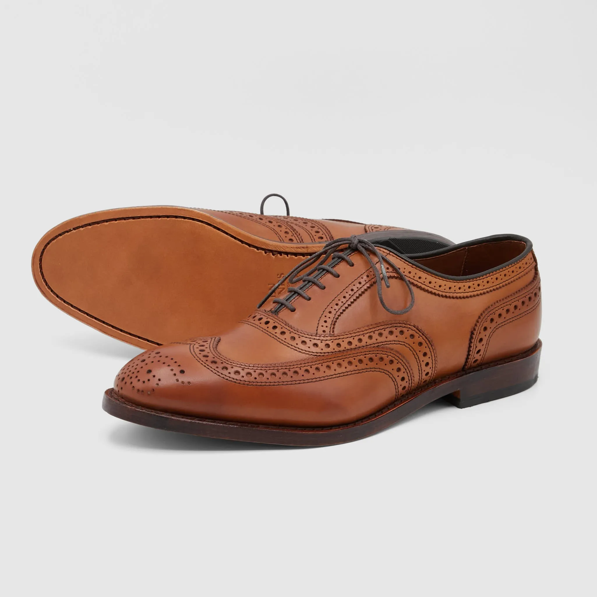 Allen-Edmonds McAllister Wingtip Oxford Shoe sold by DeeCee style product image thumbnail 4