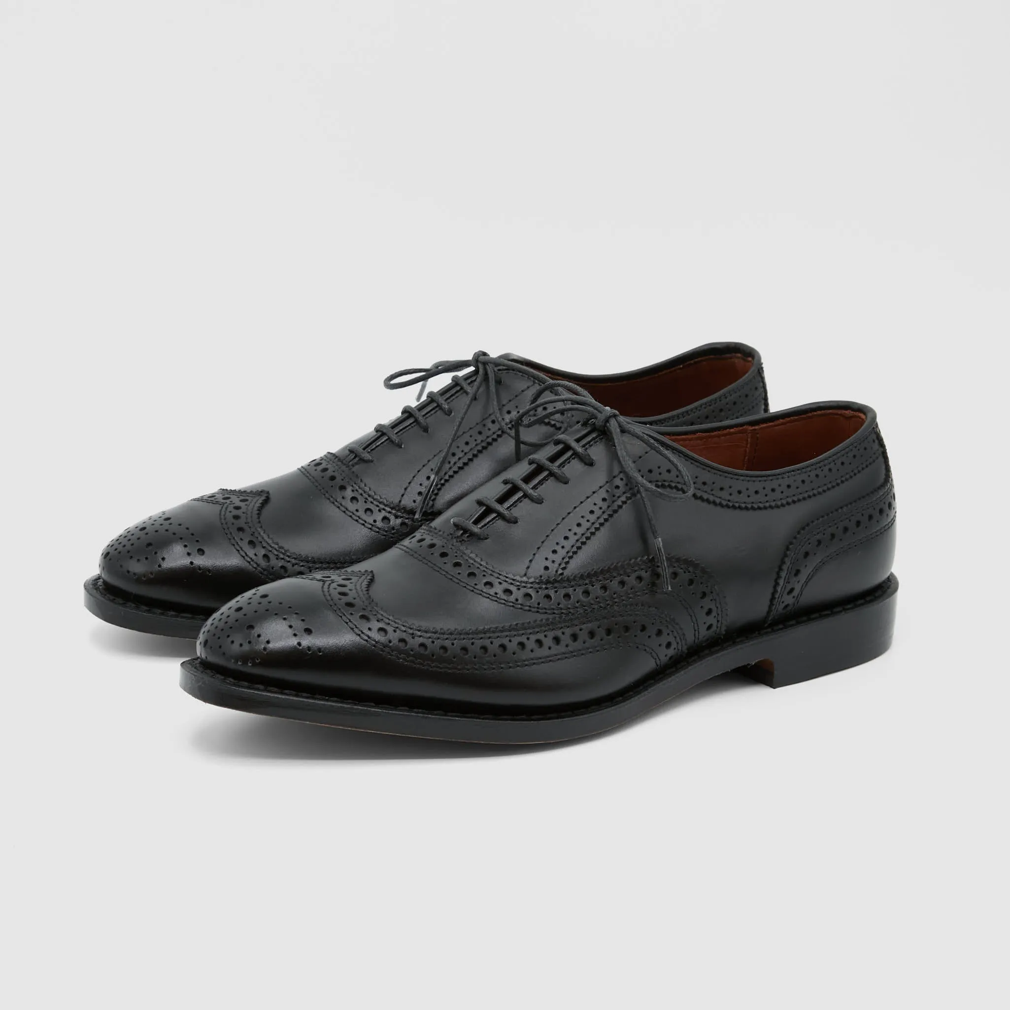 Allen-Edmonds McAllister Wingtip Oxford Shoe sold by DeeCee style product image thumbnail 3