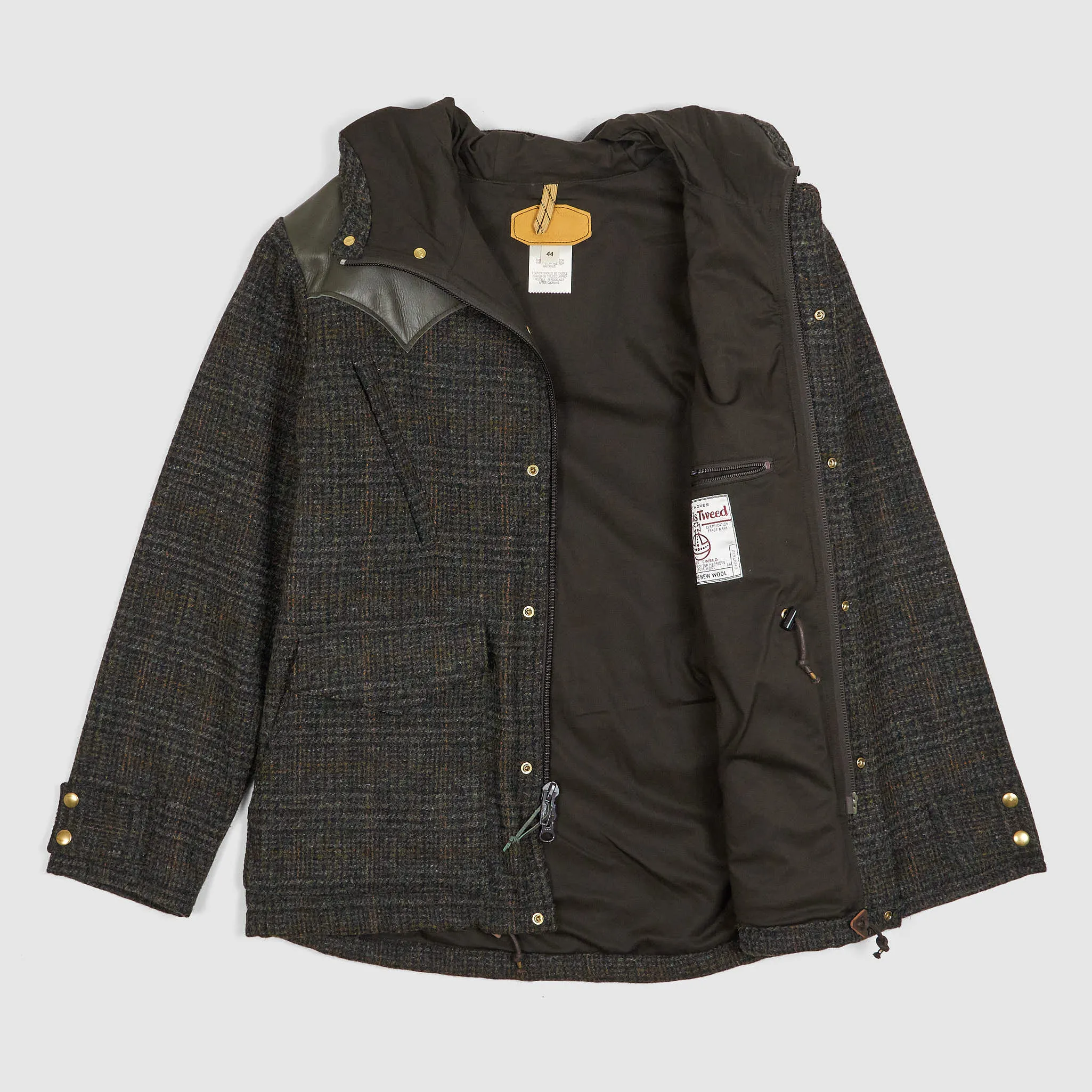 Rocky Mountain Featherbed Harris Tweed Short Parka Jacket wit Hood sold by DeeCee style product image thumbnail 2