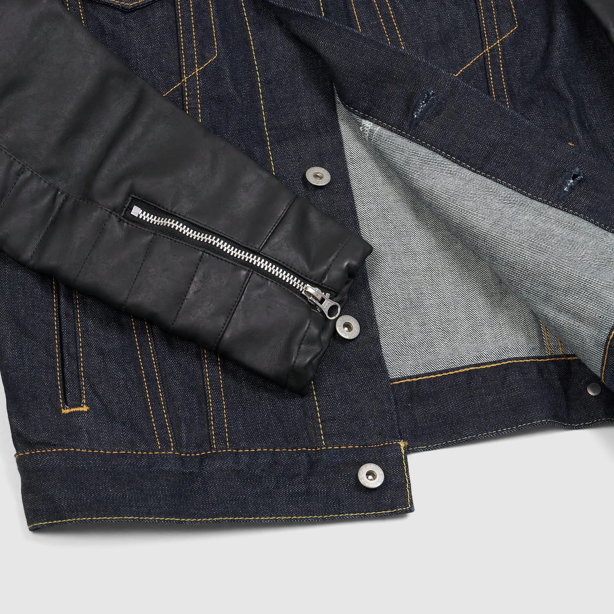Junya Watanabe Man x Levi's® Denim Trucker Jacket with Leatherette Sleeves sold by DeeCee style product image thumbnail 3