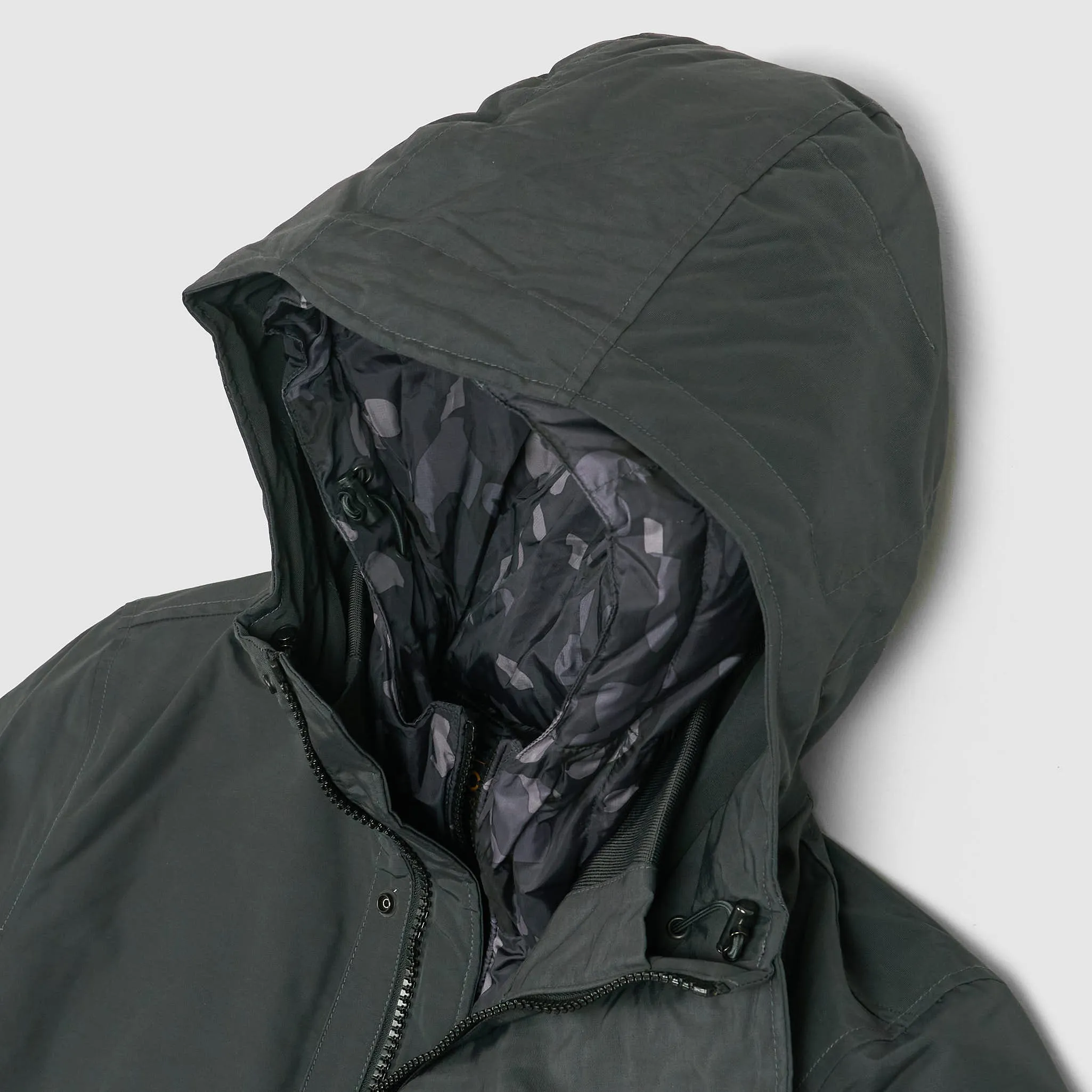 Woolrich Mountain Camo Lining 2 in 1 Parka sold by DeeCee style product image thumbnail 5