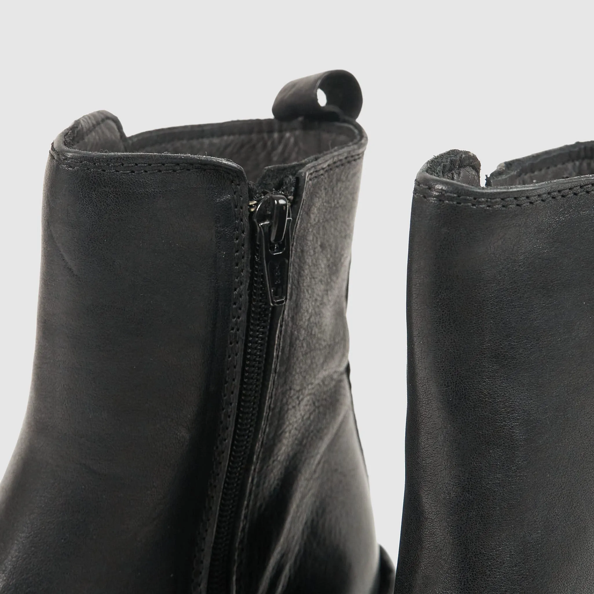 Moma Ladies Tronchetto Chelsea Ankle Boots sold by DeeCee style product image thumbnail 4