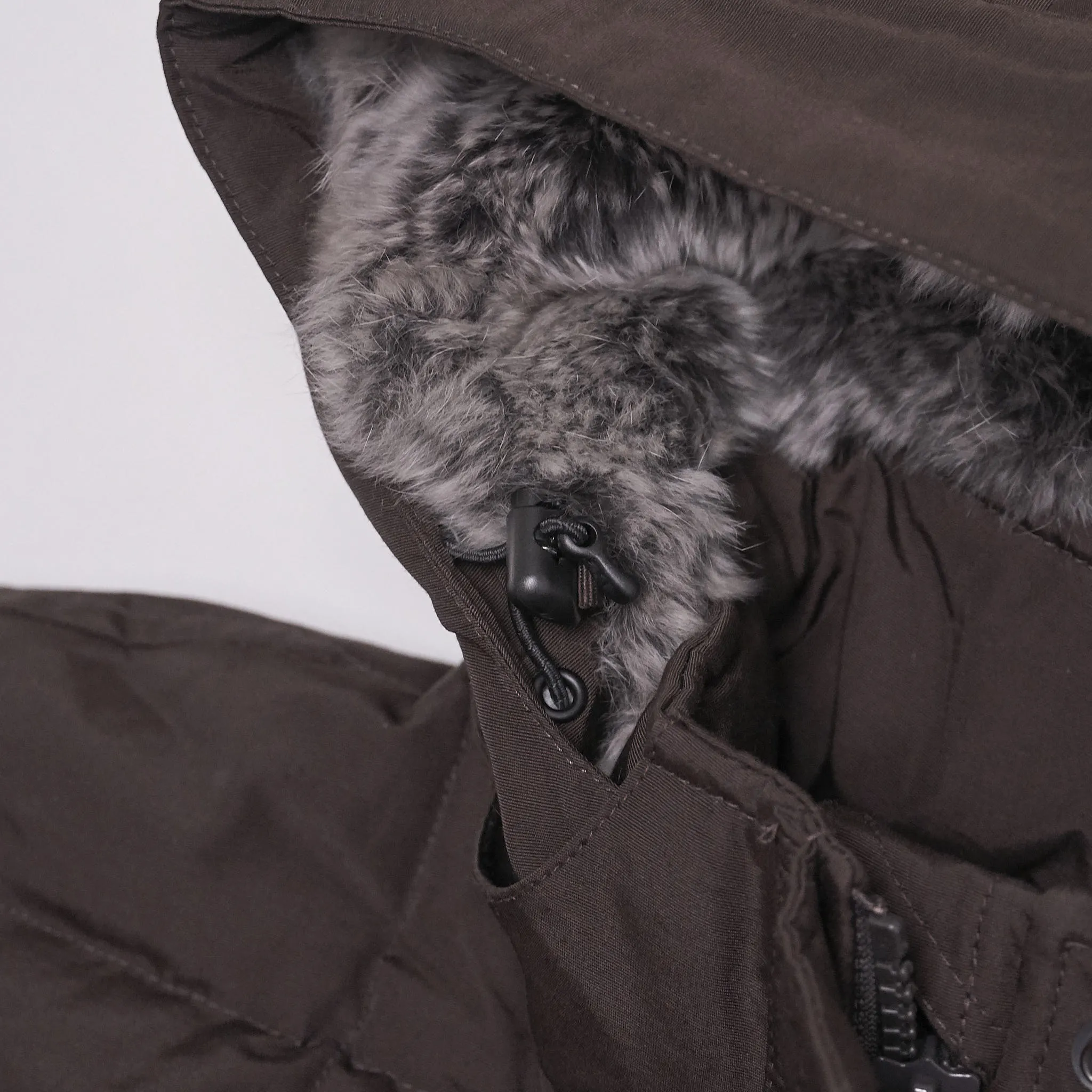 Woolrich Ladies Blizzard Down Parka sold by DeeCee style product image thumbnail 5