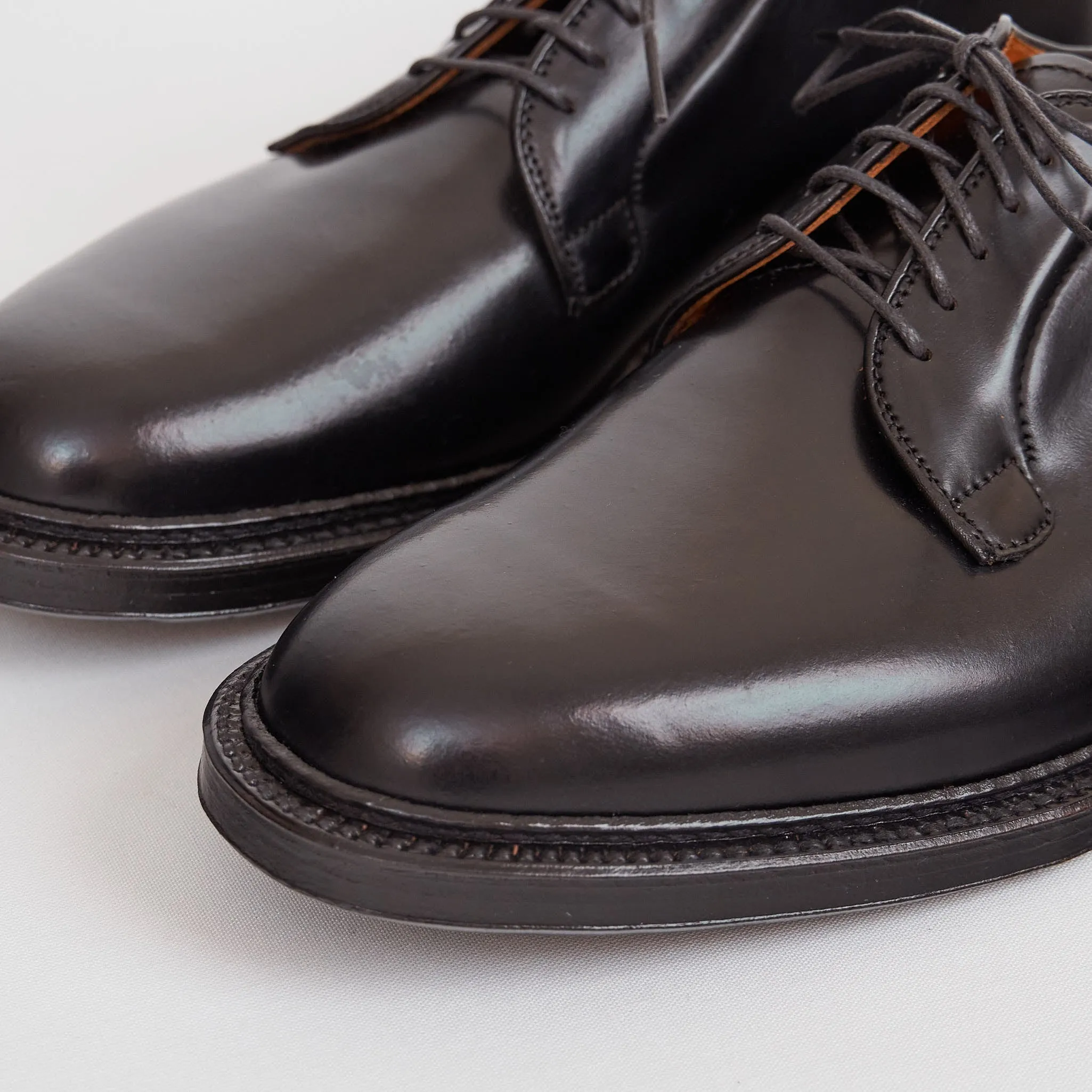 Alden Classic Shoes Shell Cordovan sold by DeeCee style product image thumbnail 5