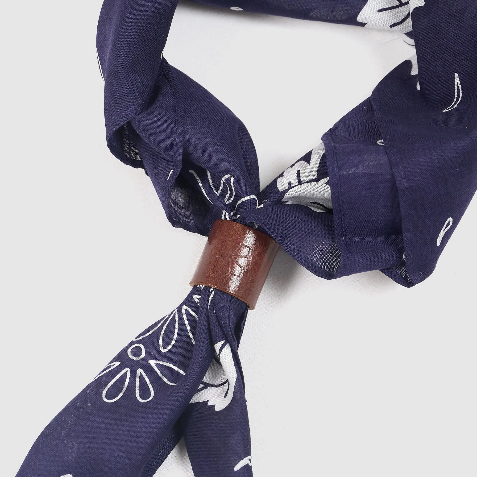 Kobashi Studio Kikumon Leaf Bandana sold by DeeCee style product image thumbnail 4