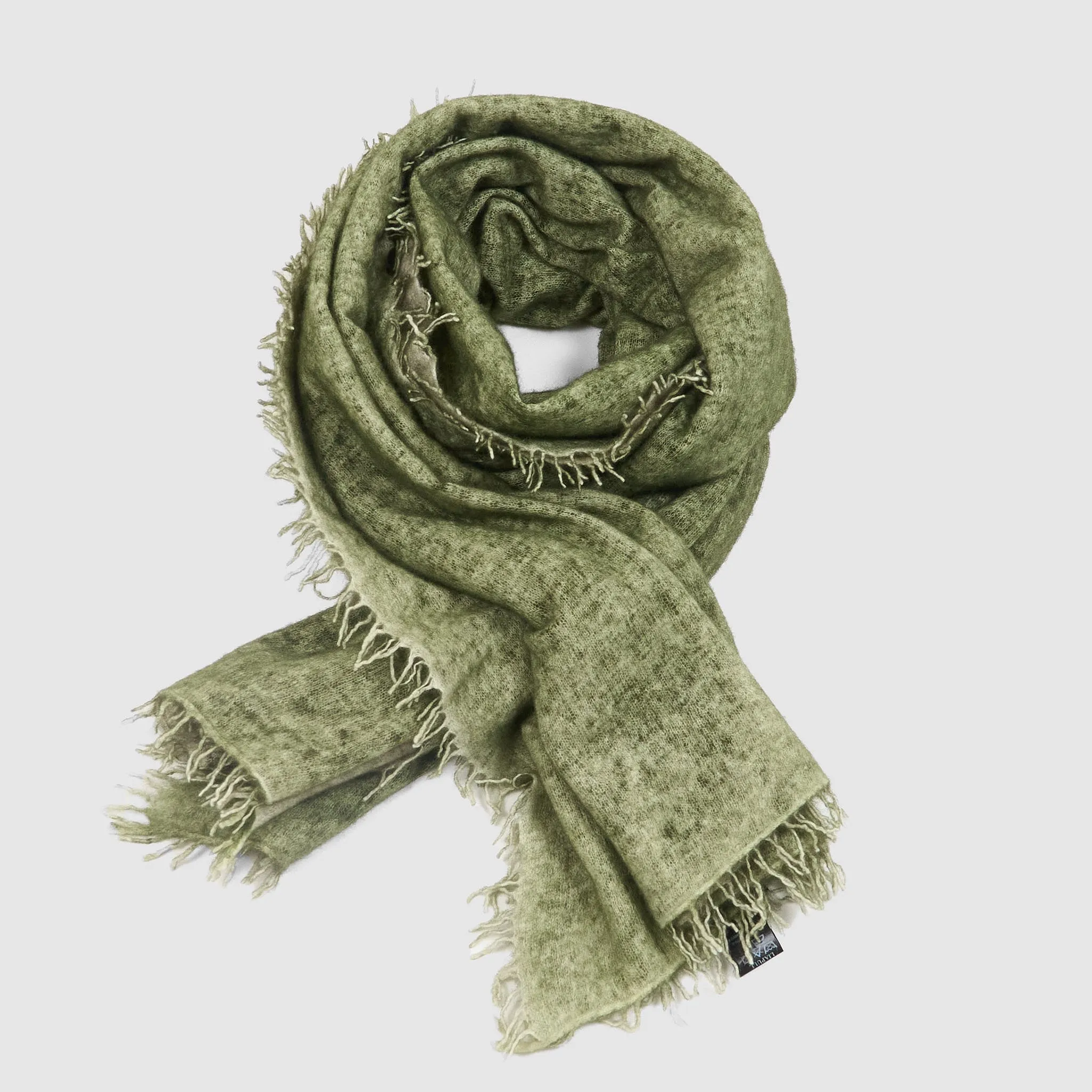 Avant Toi Knitted Pure Cashmere Scarf sold by DeeCee style product image thumbnail 2