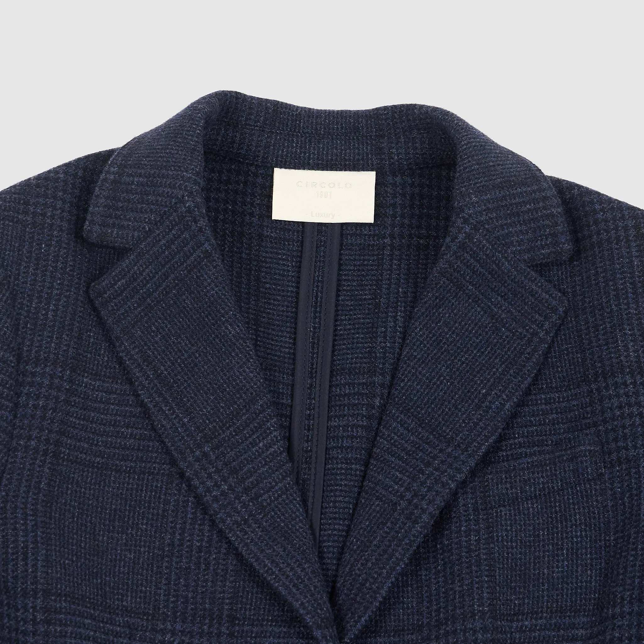 Circolo 1901 Ladies 2-Button Cashmere Blend Wool Blazer sold by DeeCee style product image thumbnail 3