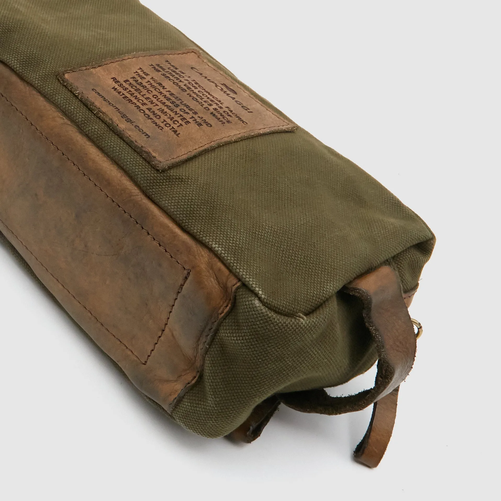 Campomaggi Heavy Canvas and Leather Travel Kit sold by DeeCee style product image thumbnail 4