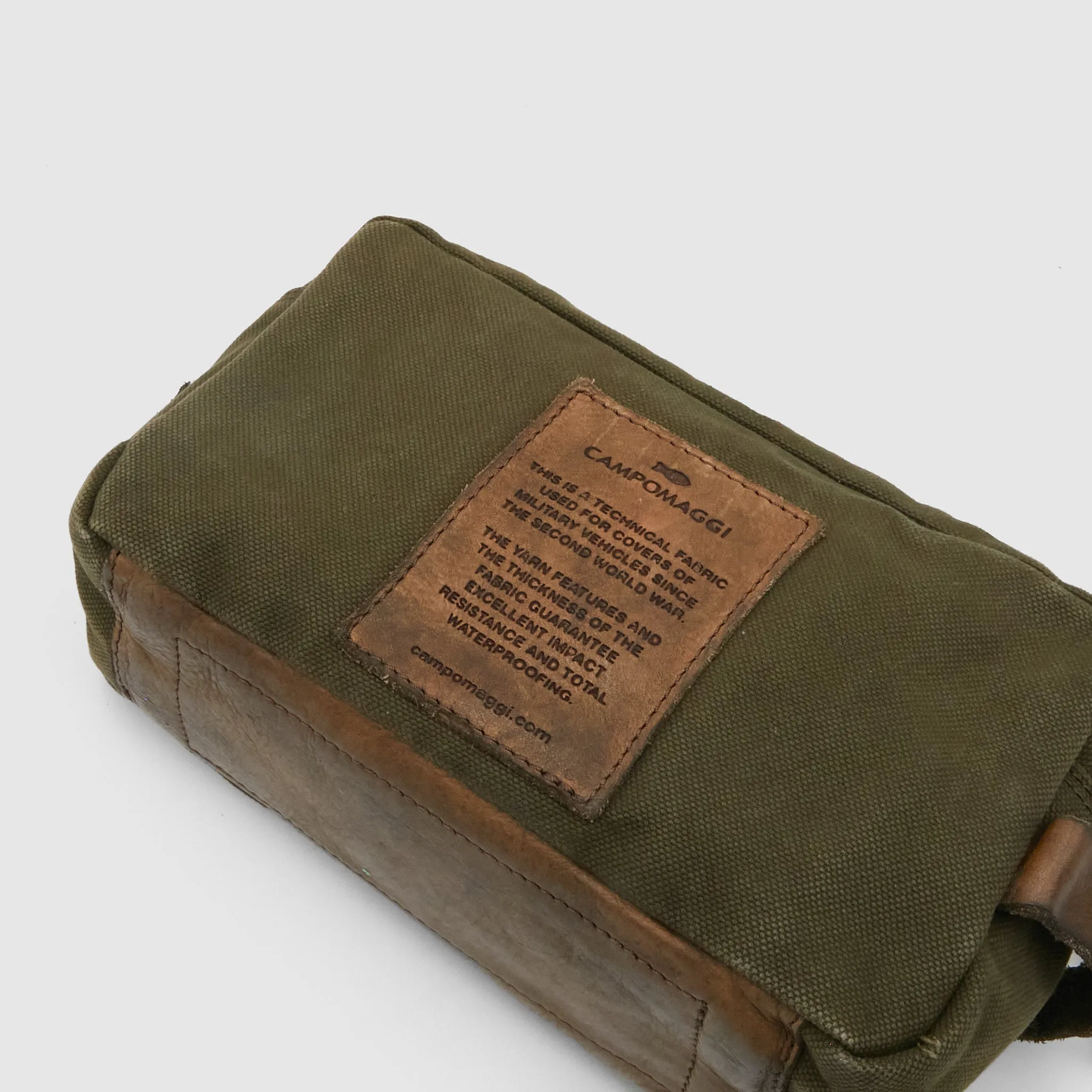 Campomaggi Heavy Canvas and Leather Travel Kit sold by DeeCee style product image thumbnail 3