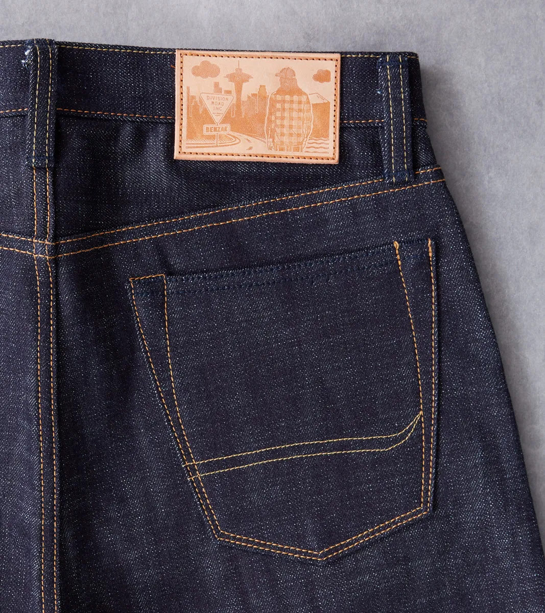 BDDxDR-711 - High Tapered - 16oz Heavy Slub sold by Division Road product image thumbnail 3