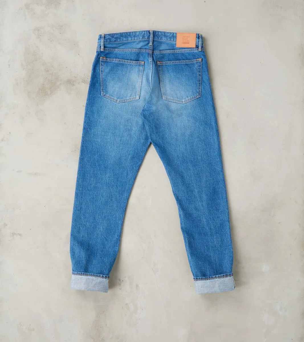 J301-MID Circle Series - Straight - 14.8oz US Cotton Medium Indigo sold by Division Road product image thumbnail 2