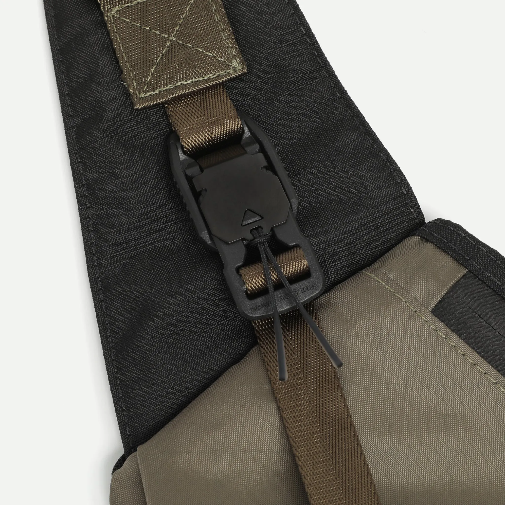 Unit Shoulder Bag - RND Edition - ECOPAK - Ranger Green/Black sold by DSPTCH product image thumbnail 3