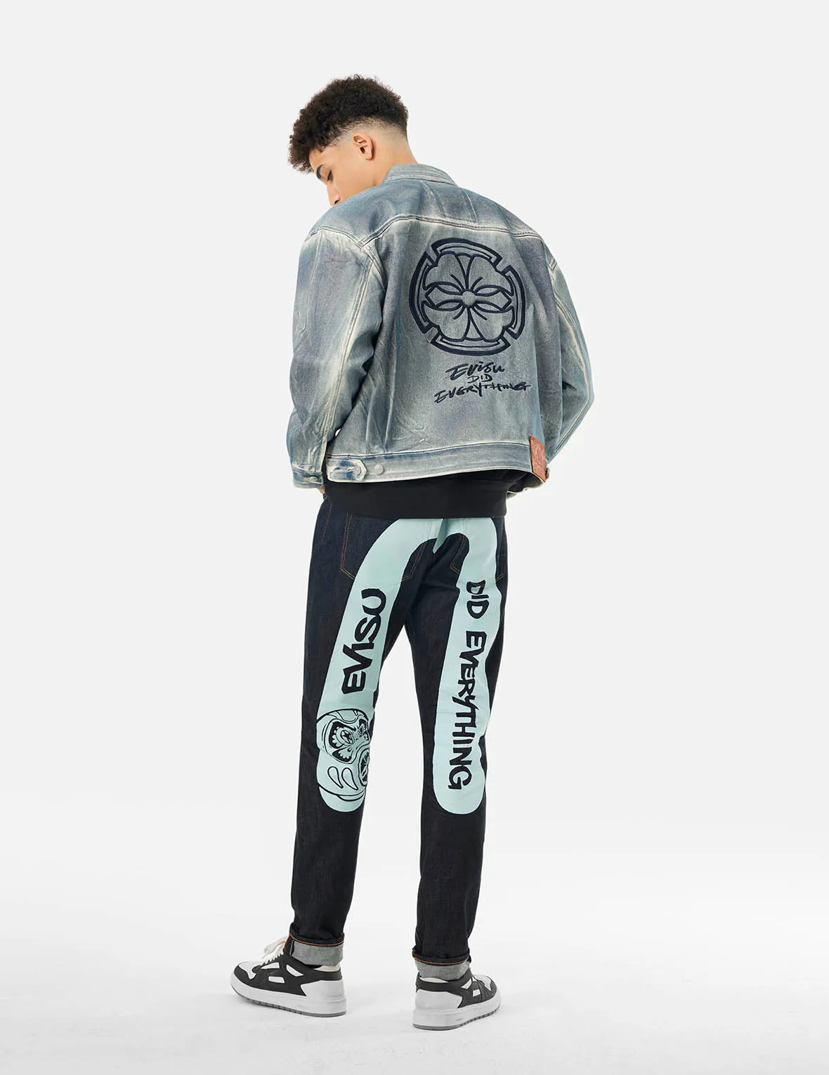 Kamon and Seagull Appliqué with Rubbing Print Fashion Fit Denim Jacket sold by Evisu product image thumbnail 5