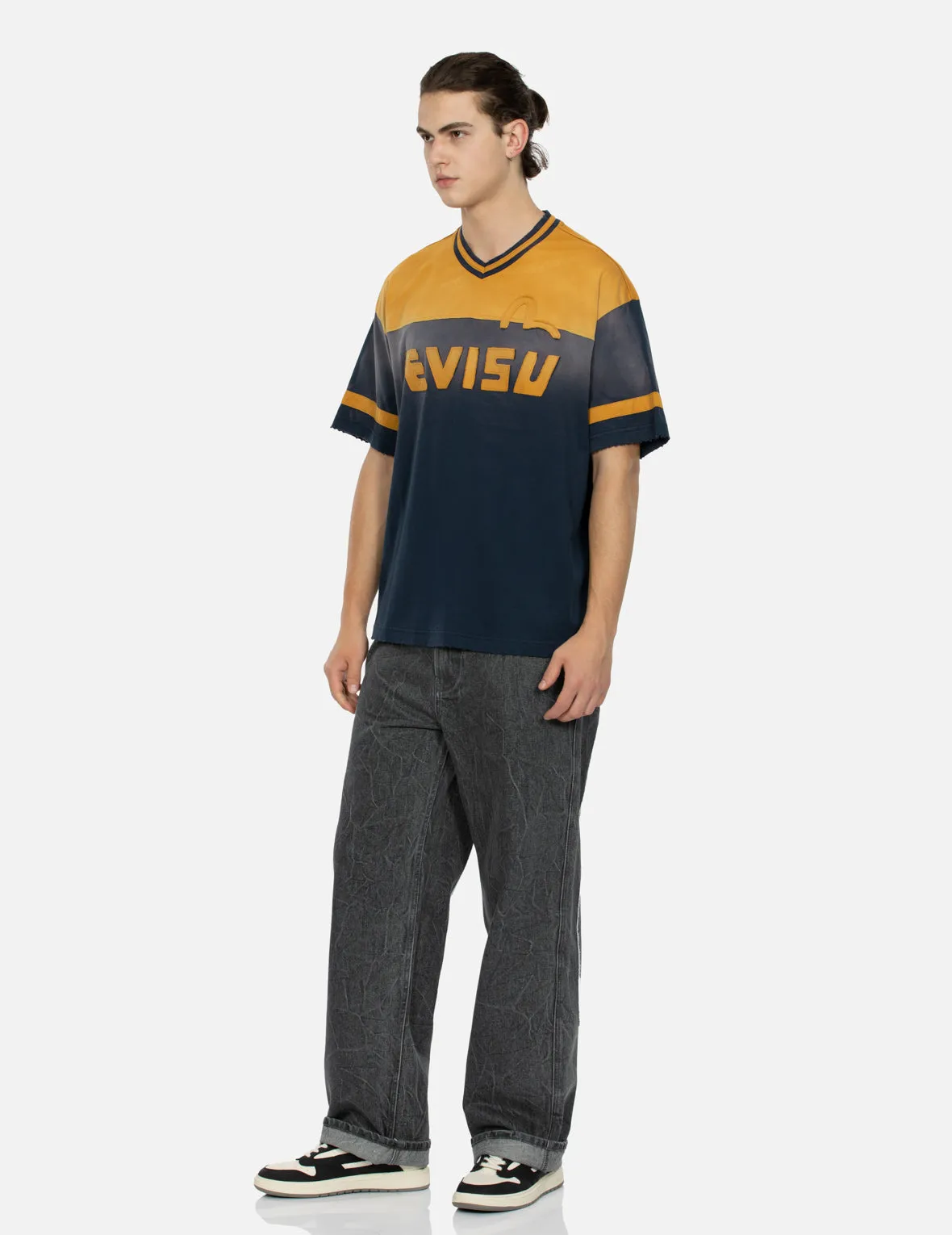 Seagull and Logo Appliqué Embroidery Boxy V-Neck T-shirt sold by Evisu product image thumbnail 3