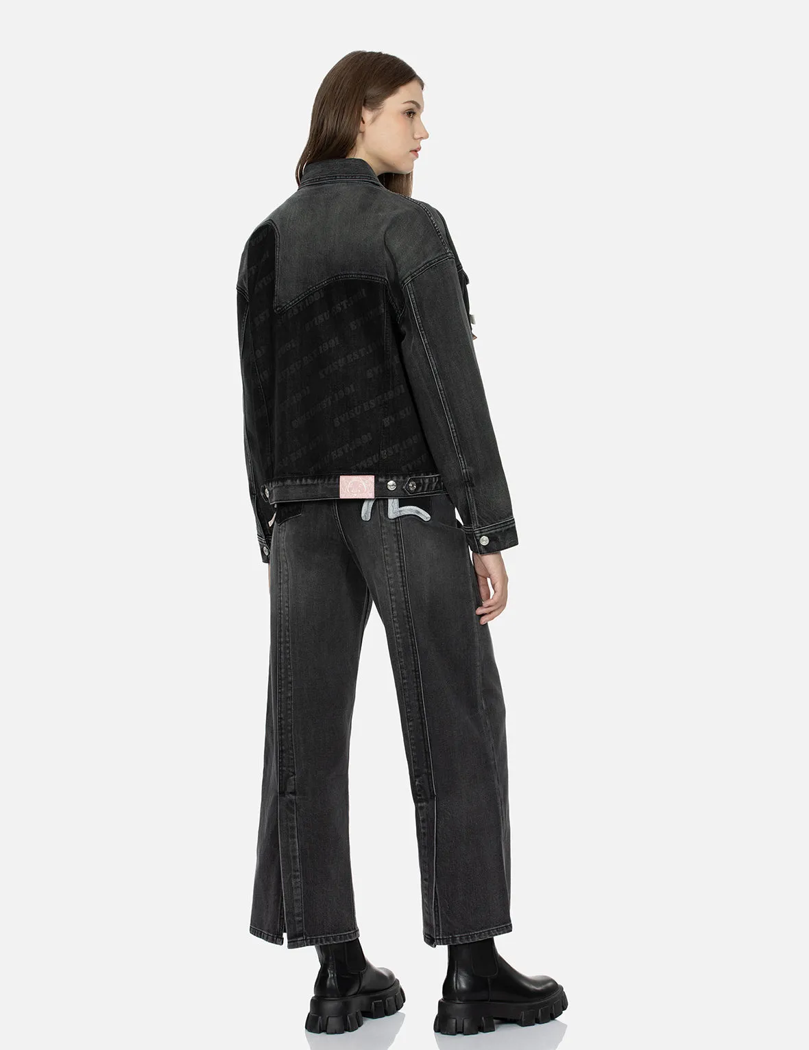 Seagull Embroidery with Logo-pattern Panelled Fashion Fit Denim Jacket sold by Evisu product image thumbnail 4