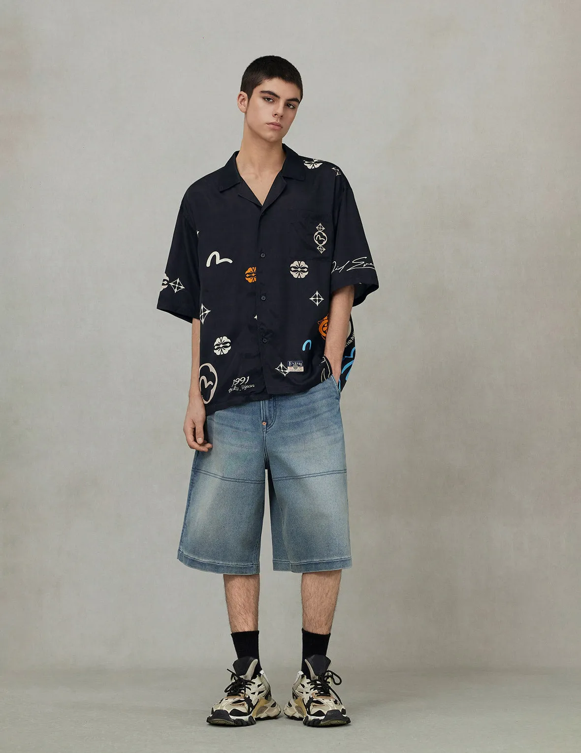 Allover Floral and Seagull Print Boxy Short-Sleeve Shirt sold by Evisu product image thumbnail 3