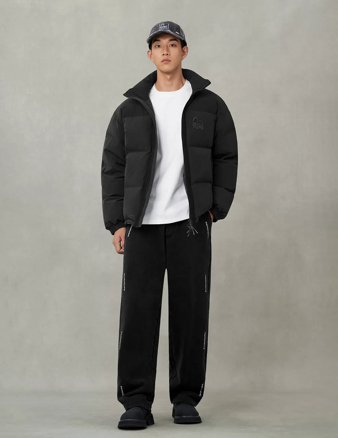 Logo Embroidery Relax Fit Sweatpants sold by Evisu product image thumbnail 5